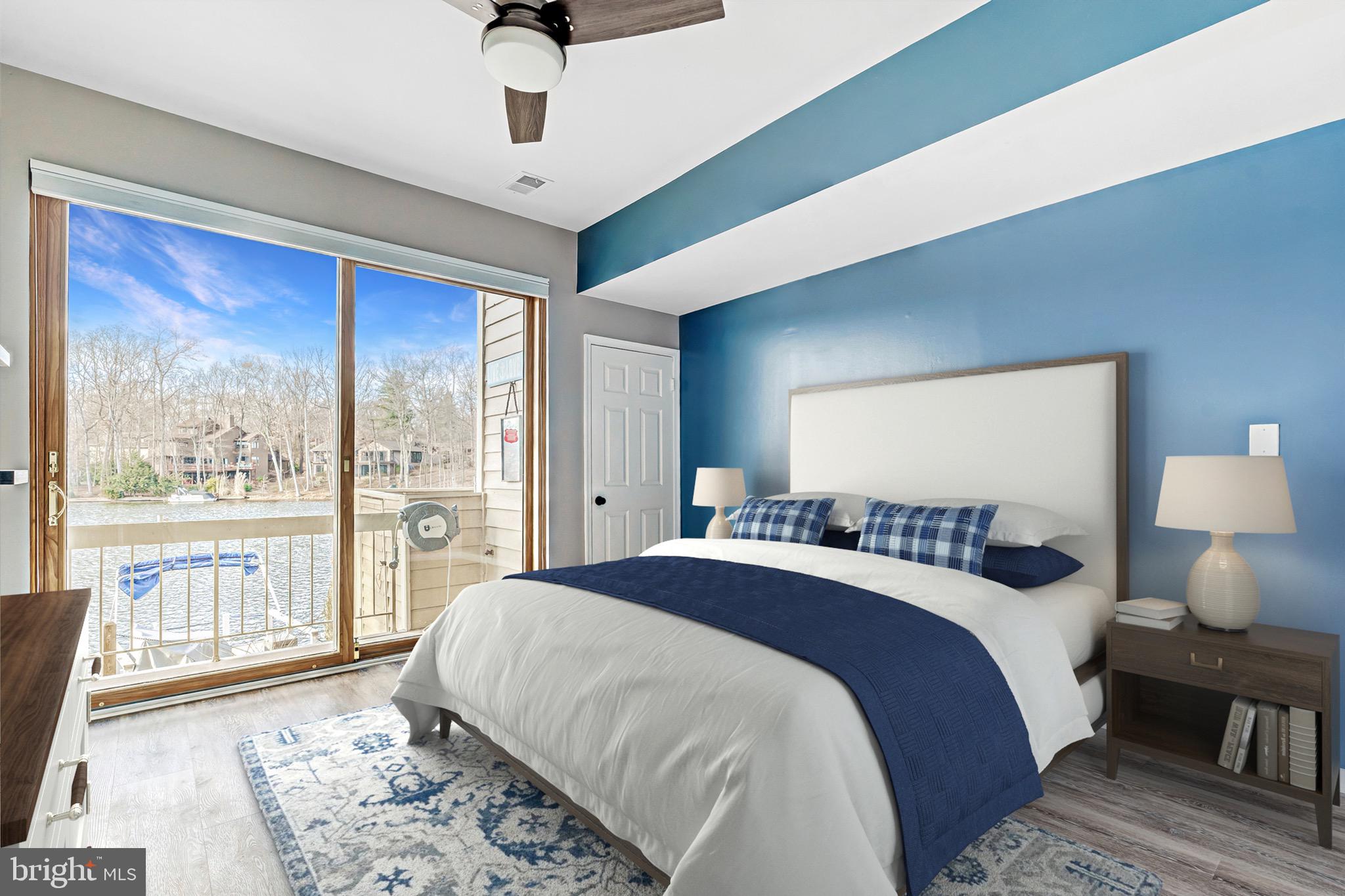 HARBOR POINT - Residential