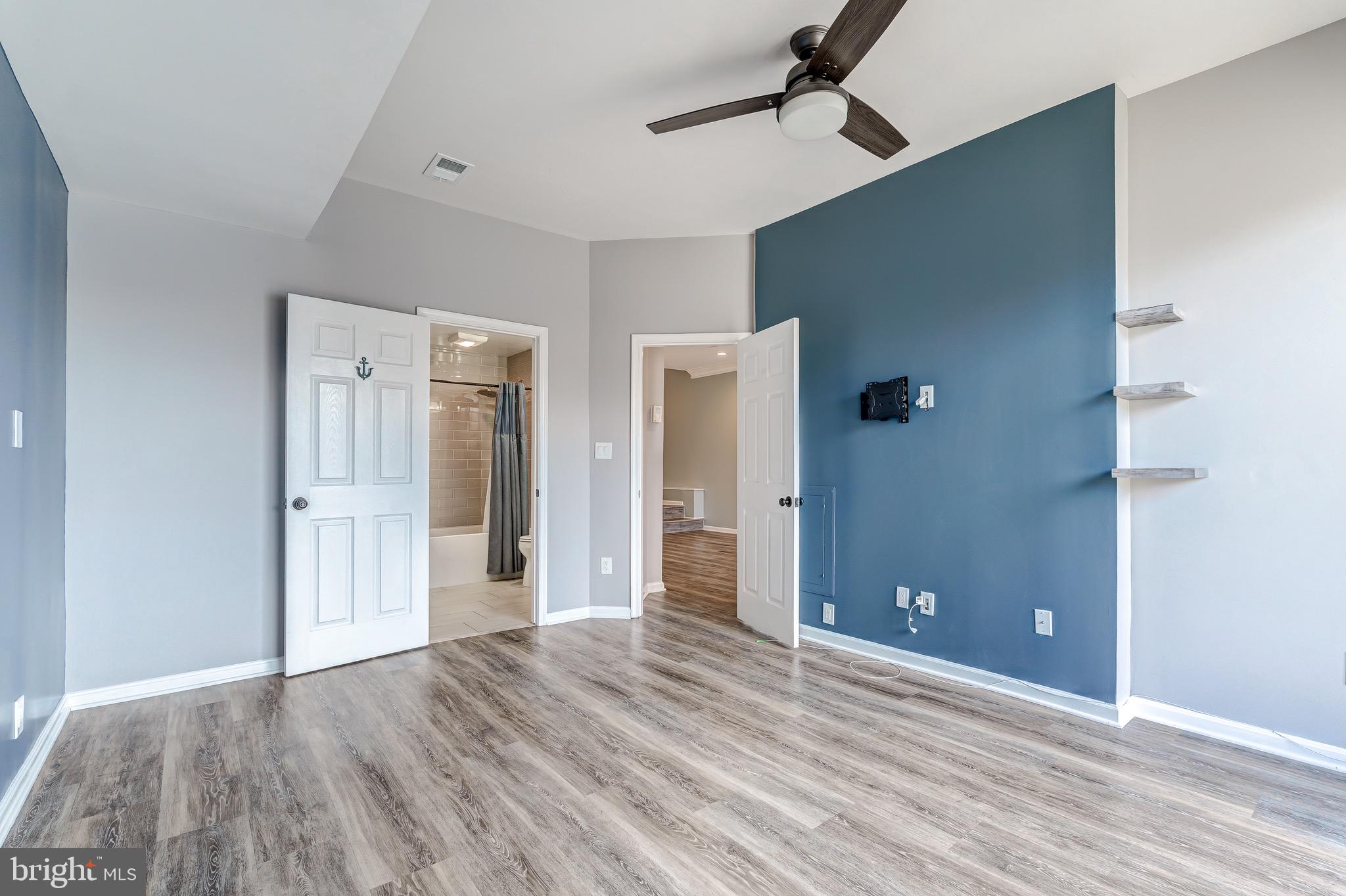 HARBOR POINT - Residential