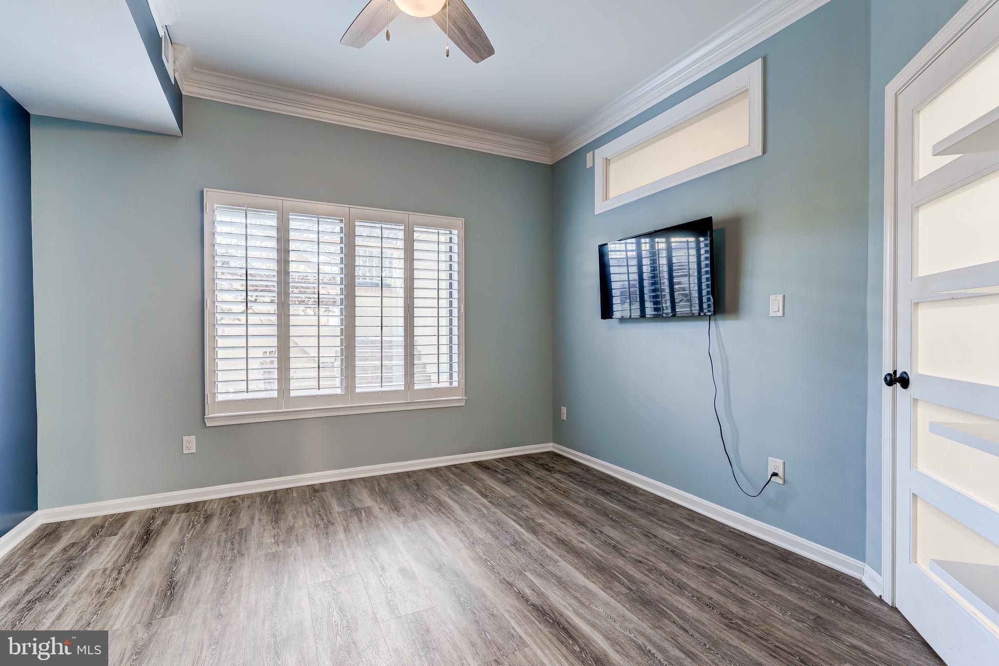 HARBOR POINT - Residential