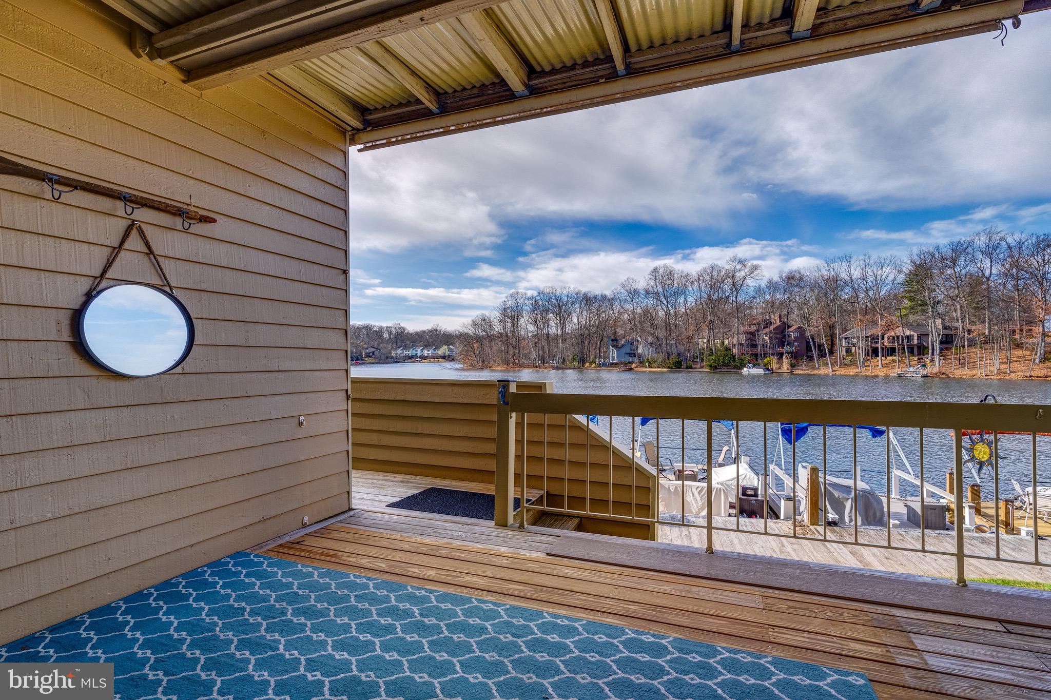 HARBOR POINT - Residential