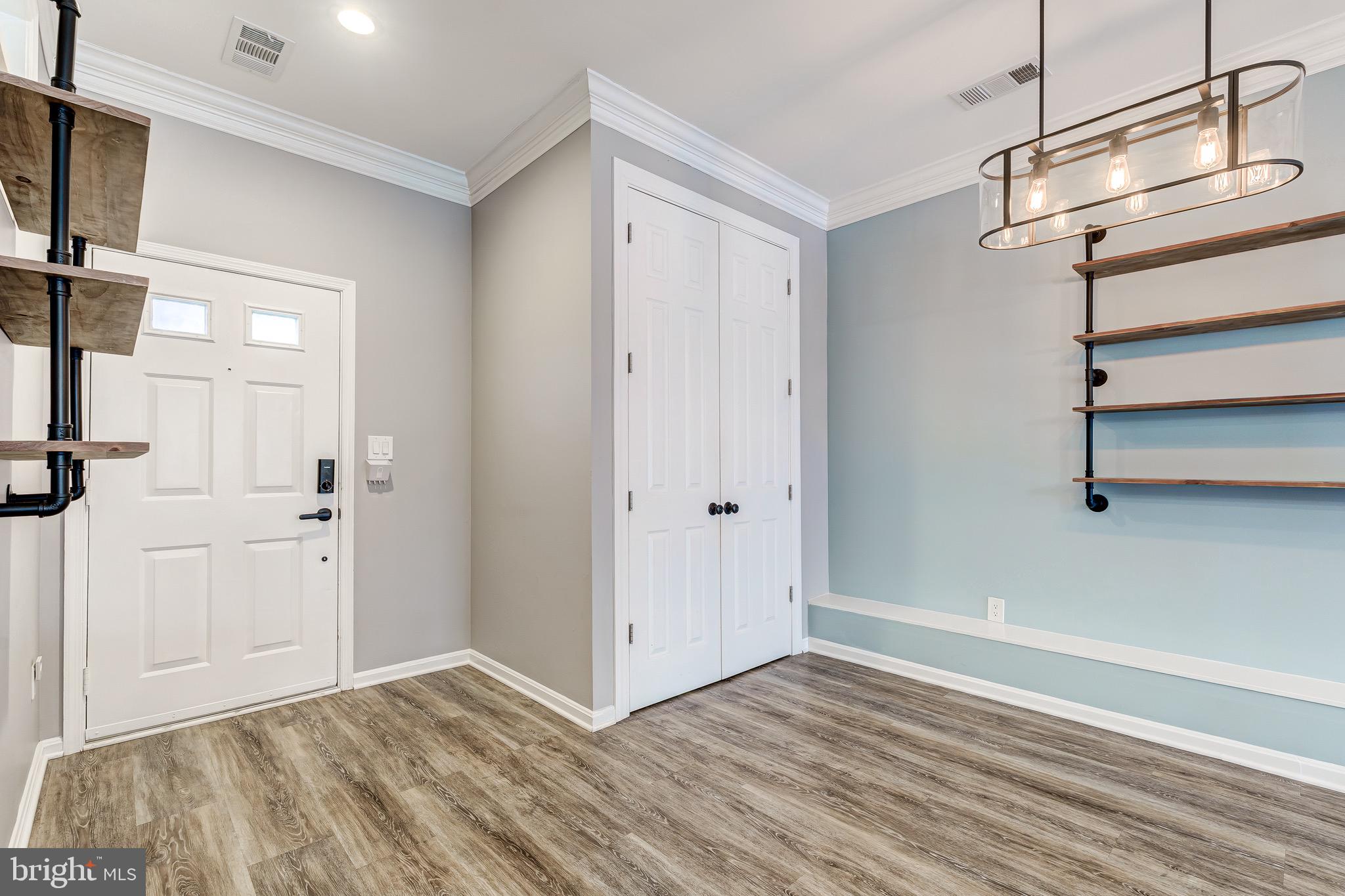 HARBOR POINT - Residential