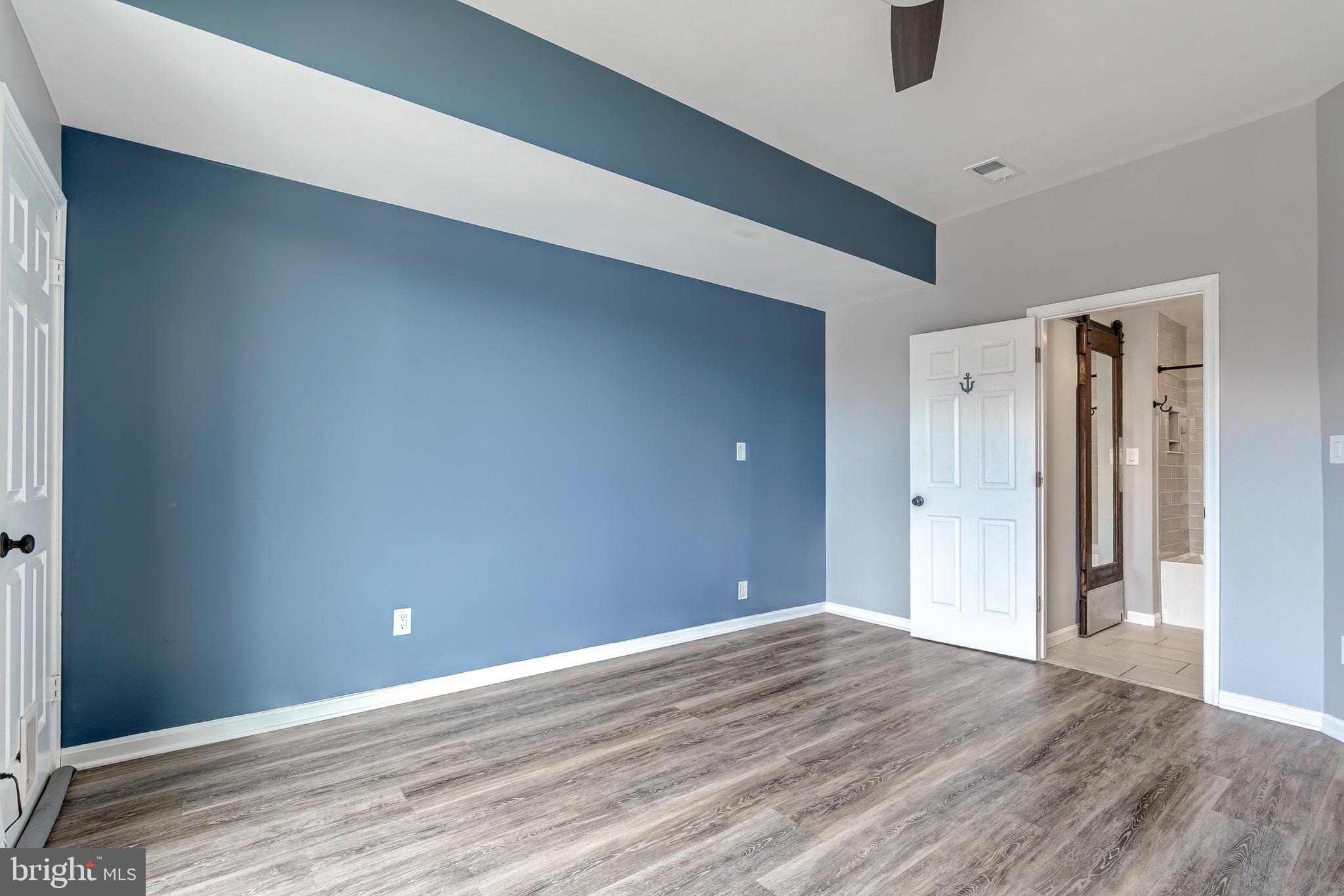 HARBOR POINT - Residential