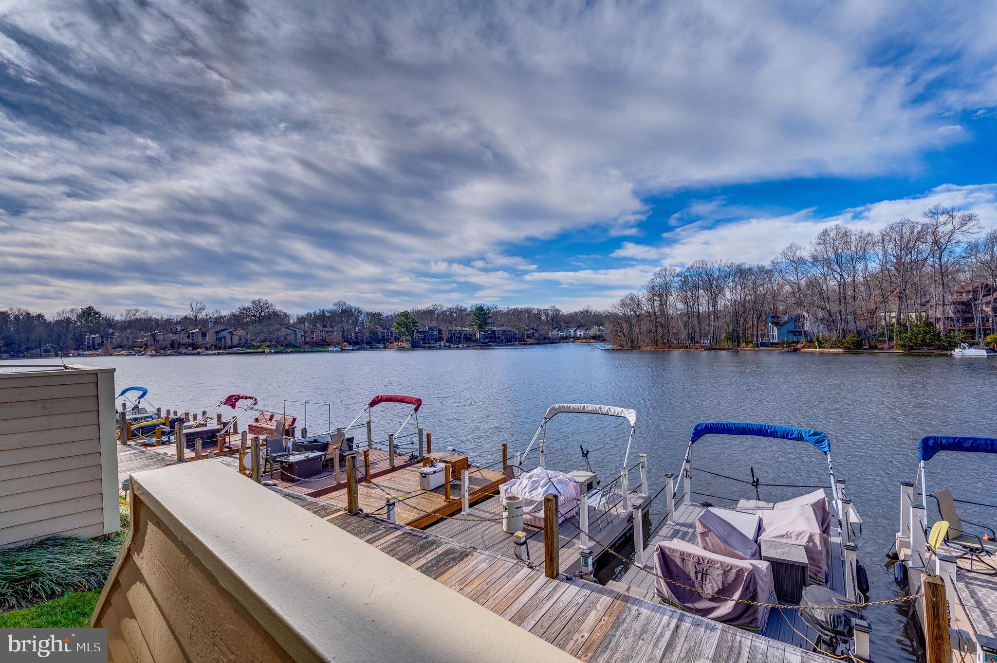 HARBOR POINT - Residential