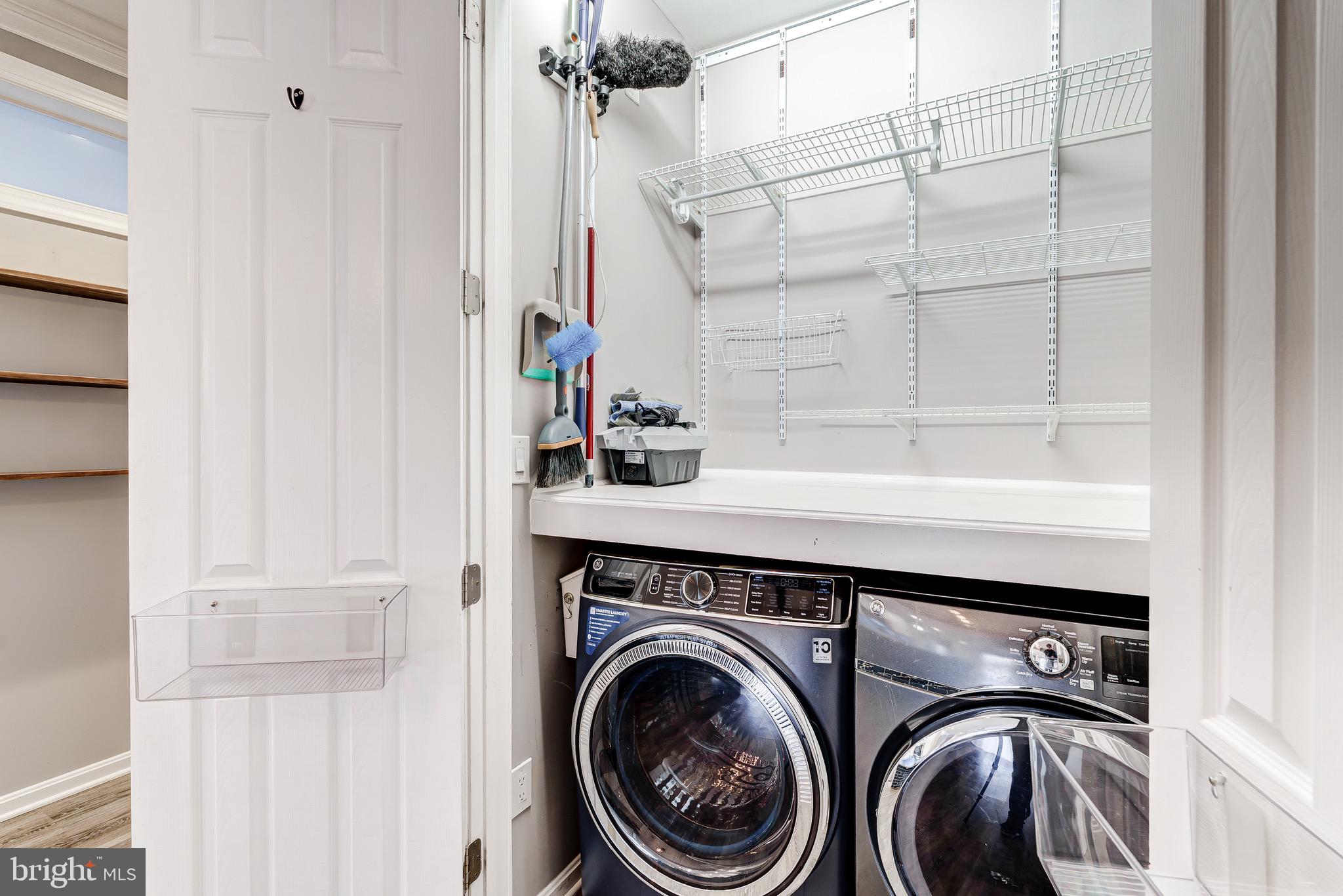 HARBOR POINT - Residential