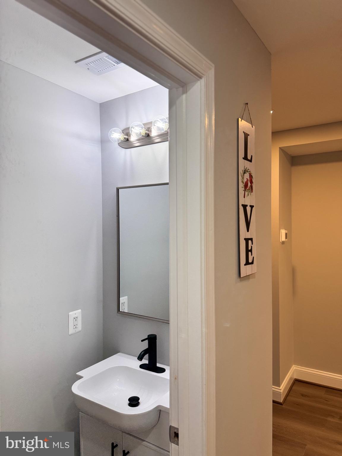 HIGHLANDTOWN - Residential