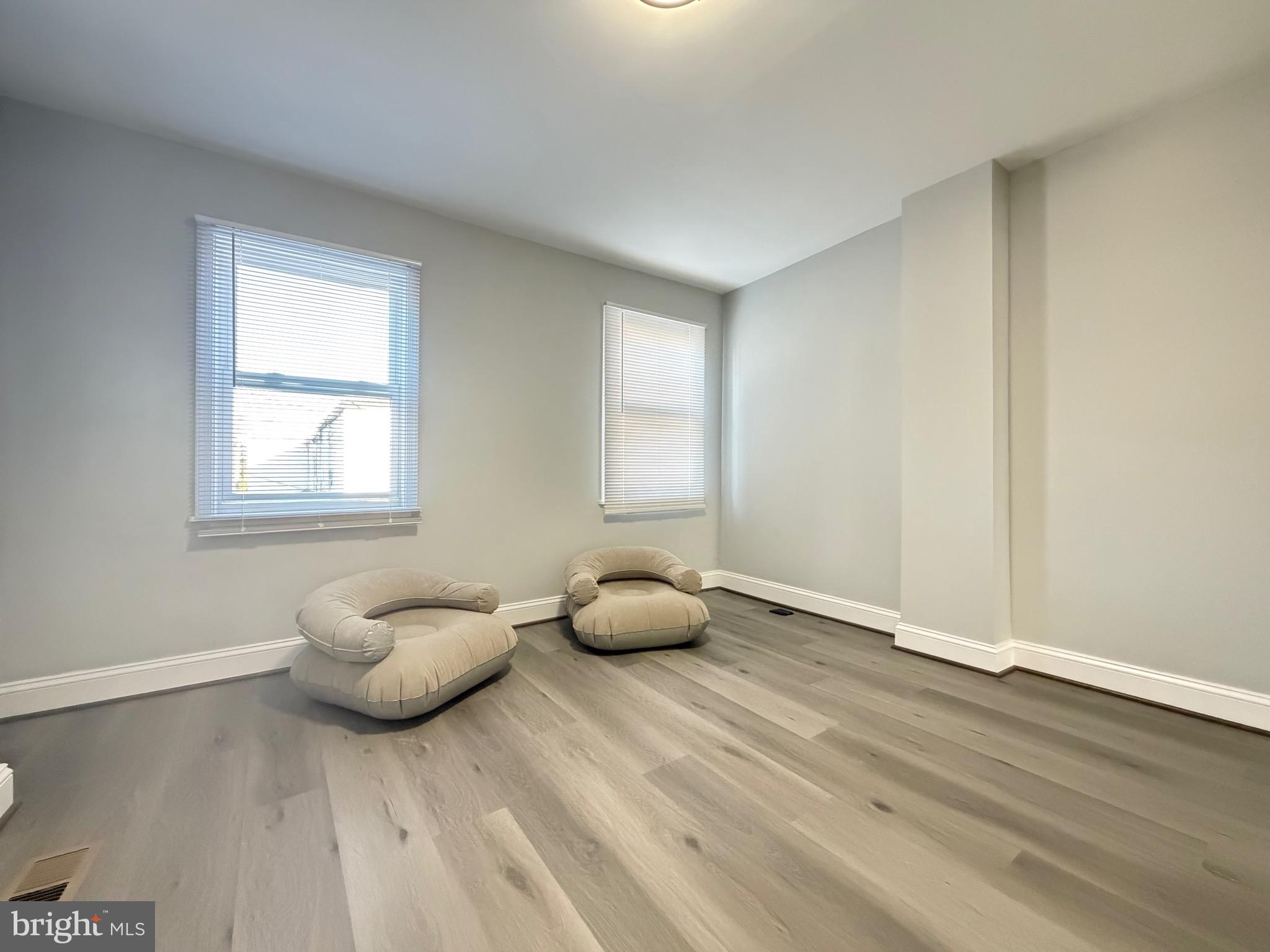 HIGHLANDTOWN - Residential