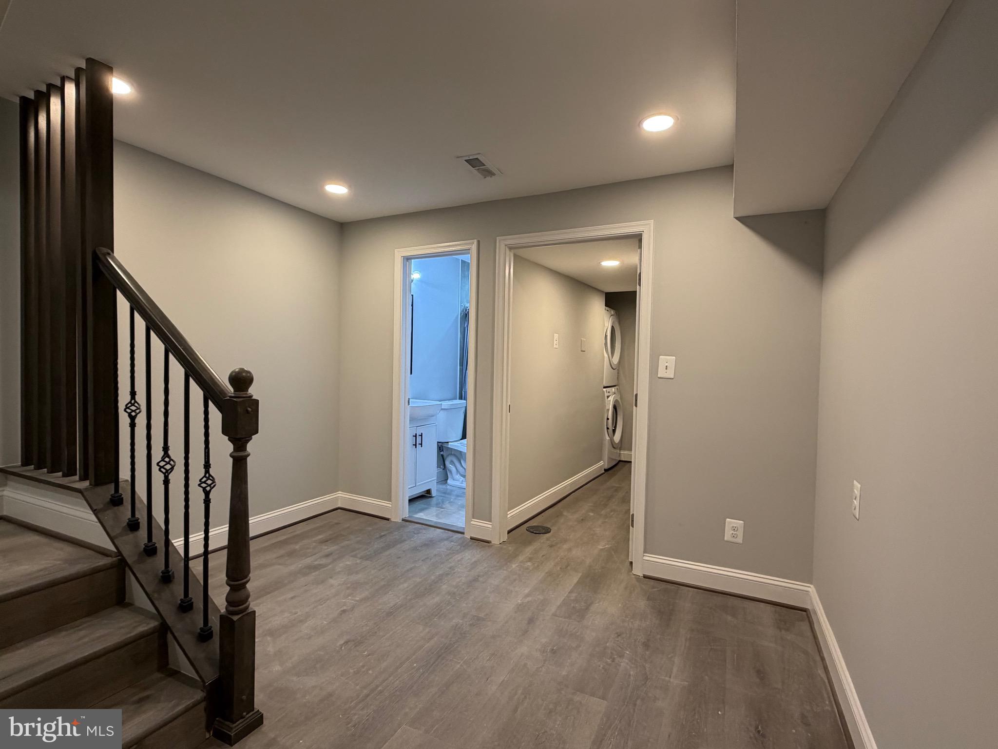 HIGHLANDTOWN - Residential