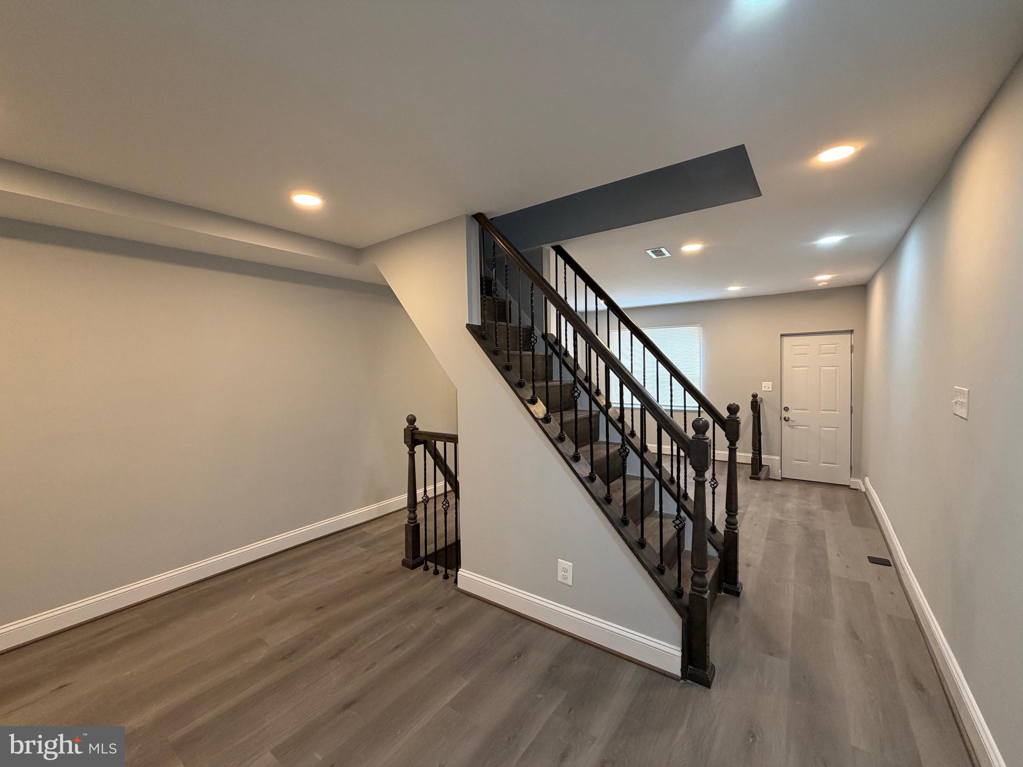 HIGHLANDTOWN - Residential
