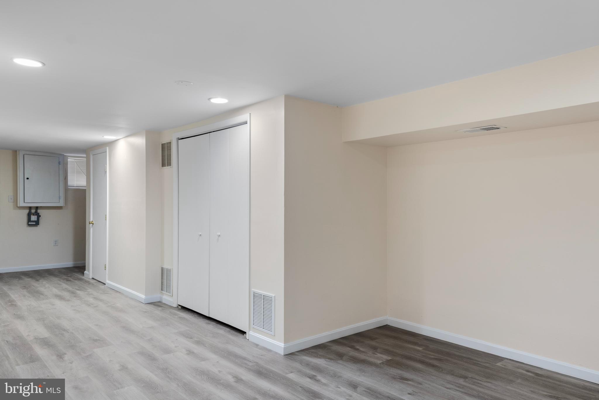 GRACELAND PARK - Residential