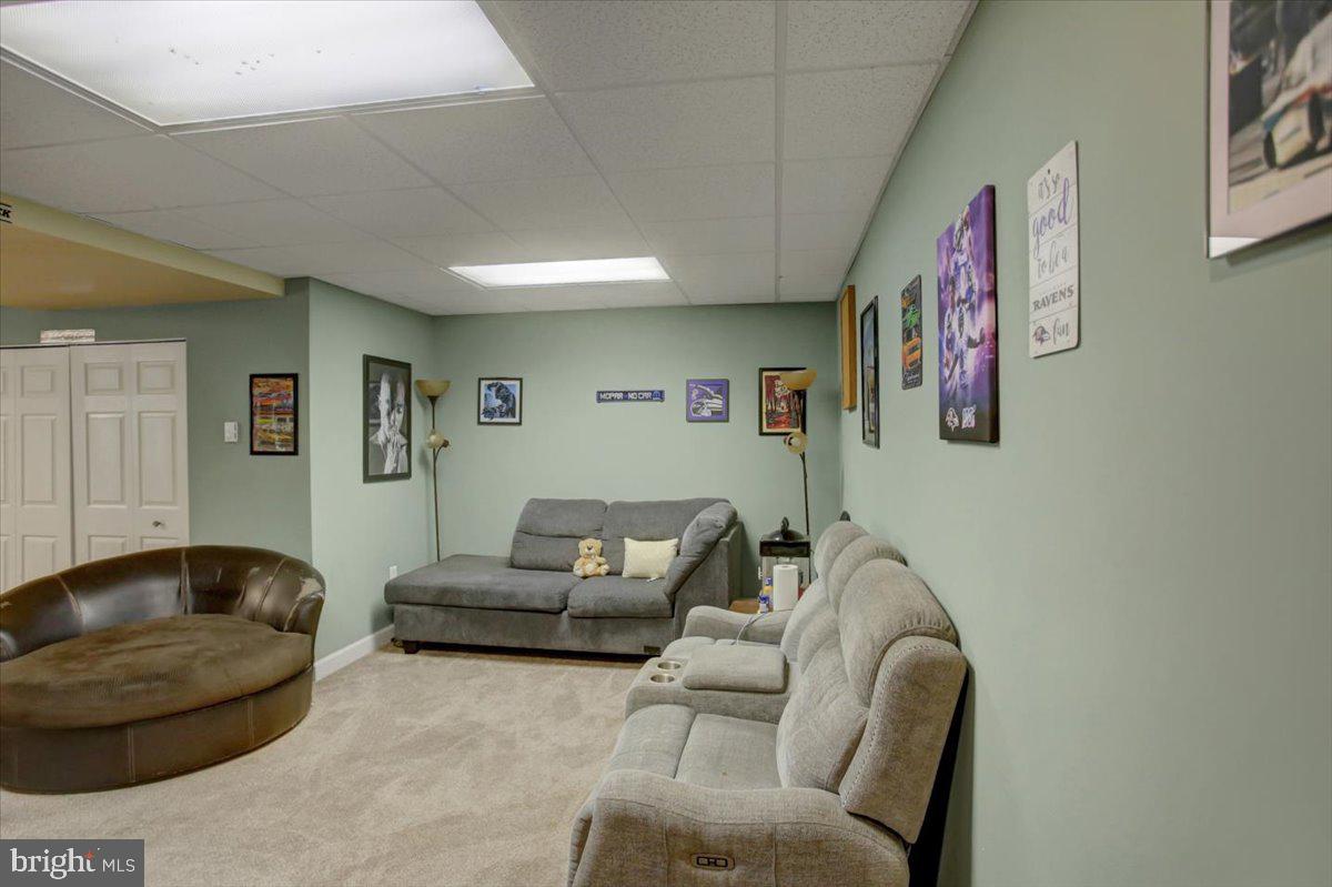 VAN LEAR MANOR - Residential