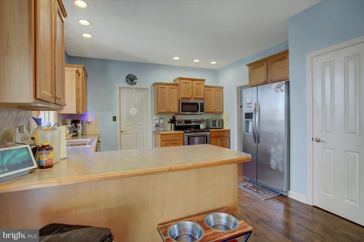 VAN LEAR MANOR - Residential