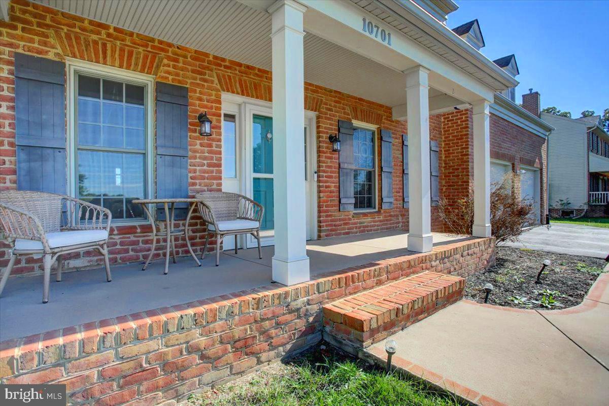 VAN LEAR MANOR - Residential