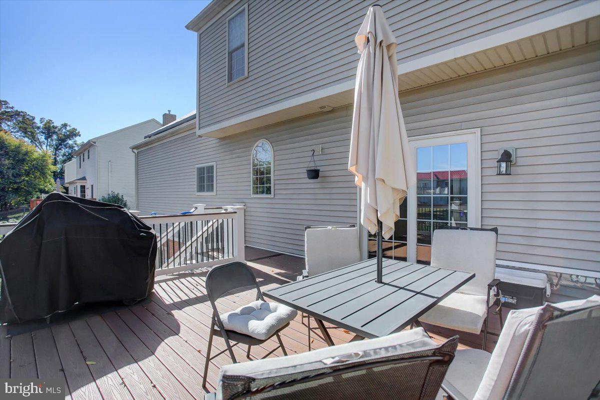 VAN LEAR MANOR - Residential