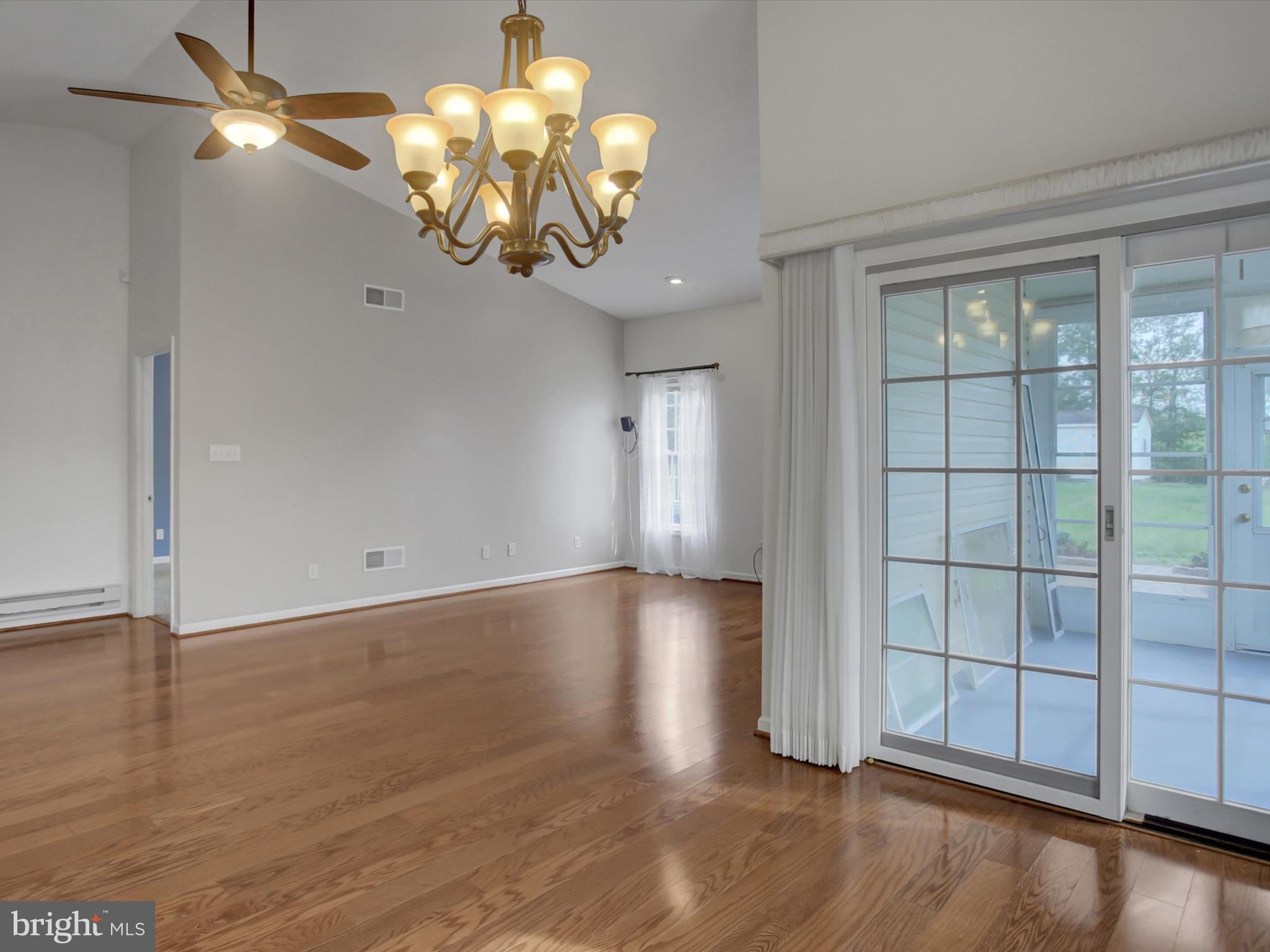 WHISKEY RUN ESTATES - Residential