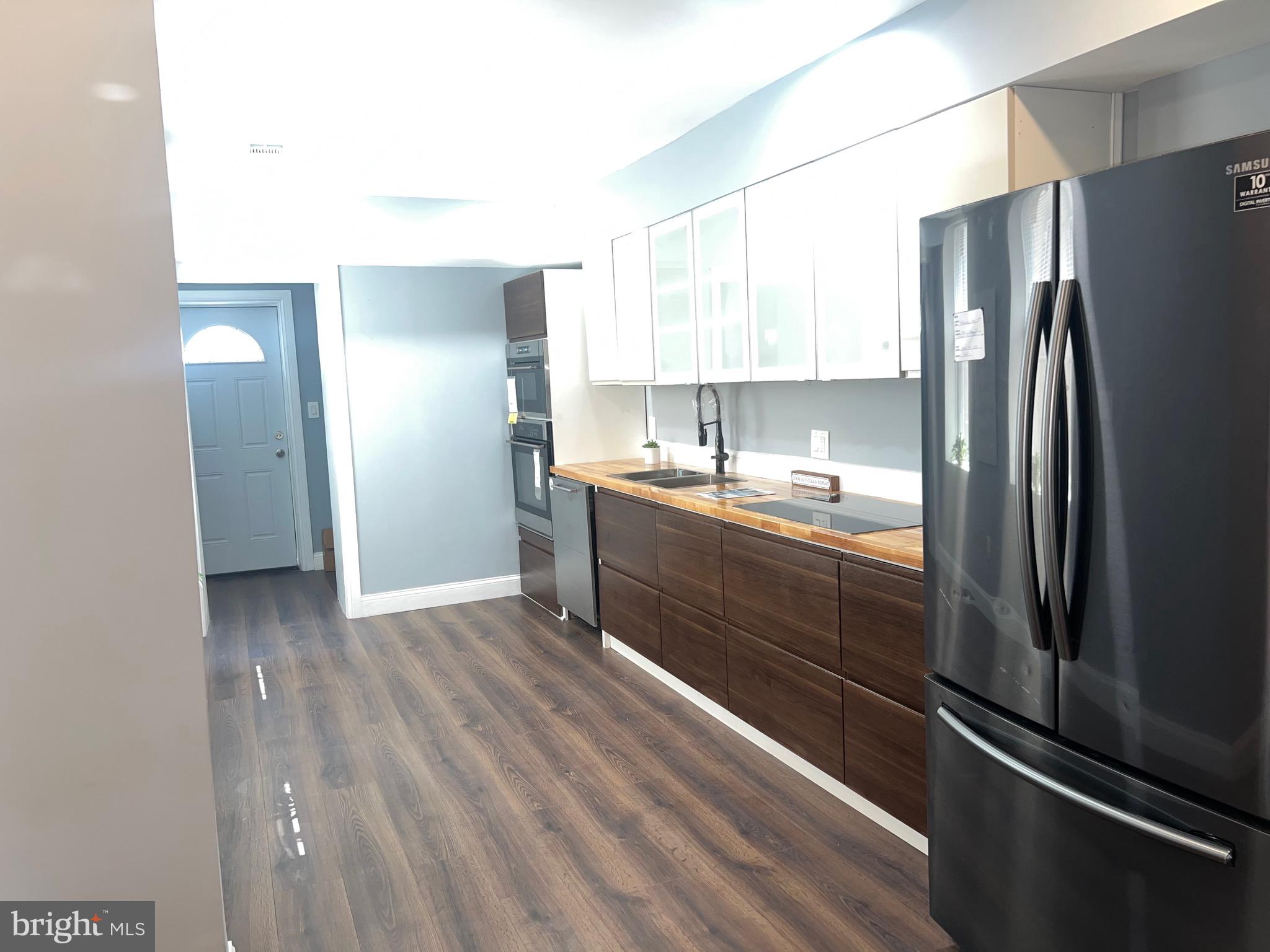 OLIVER - Residential Lease