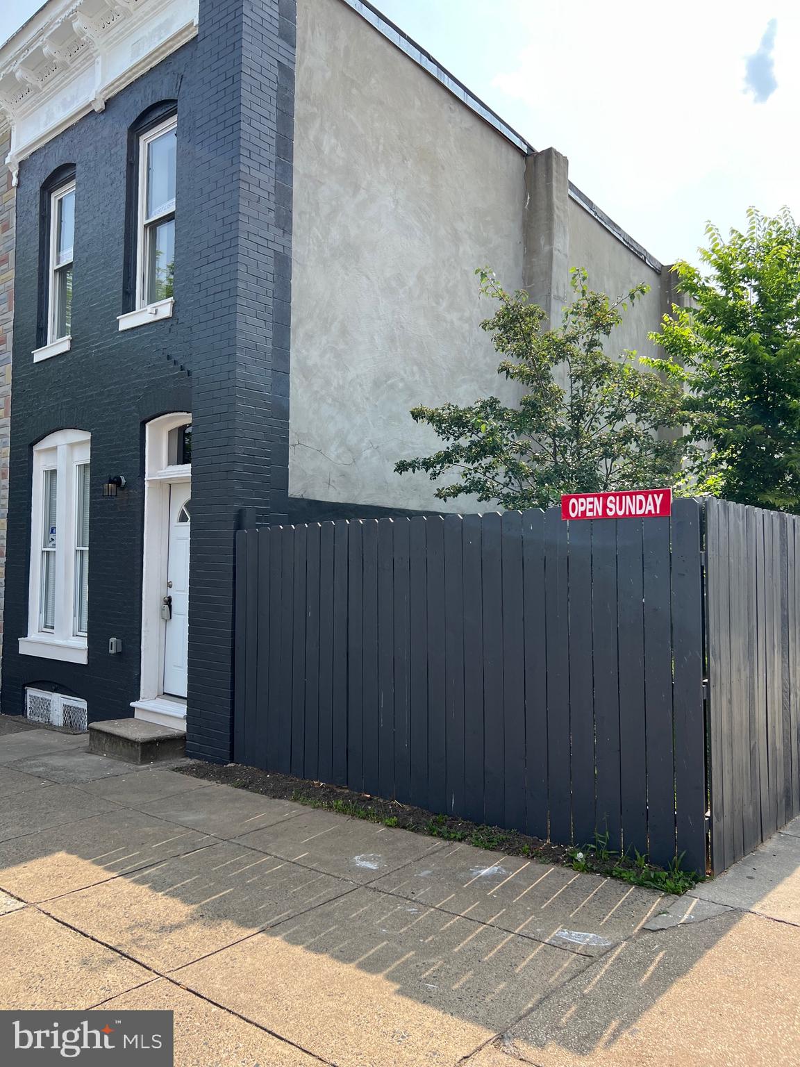 OLIVER - Residential Lease