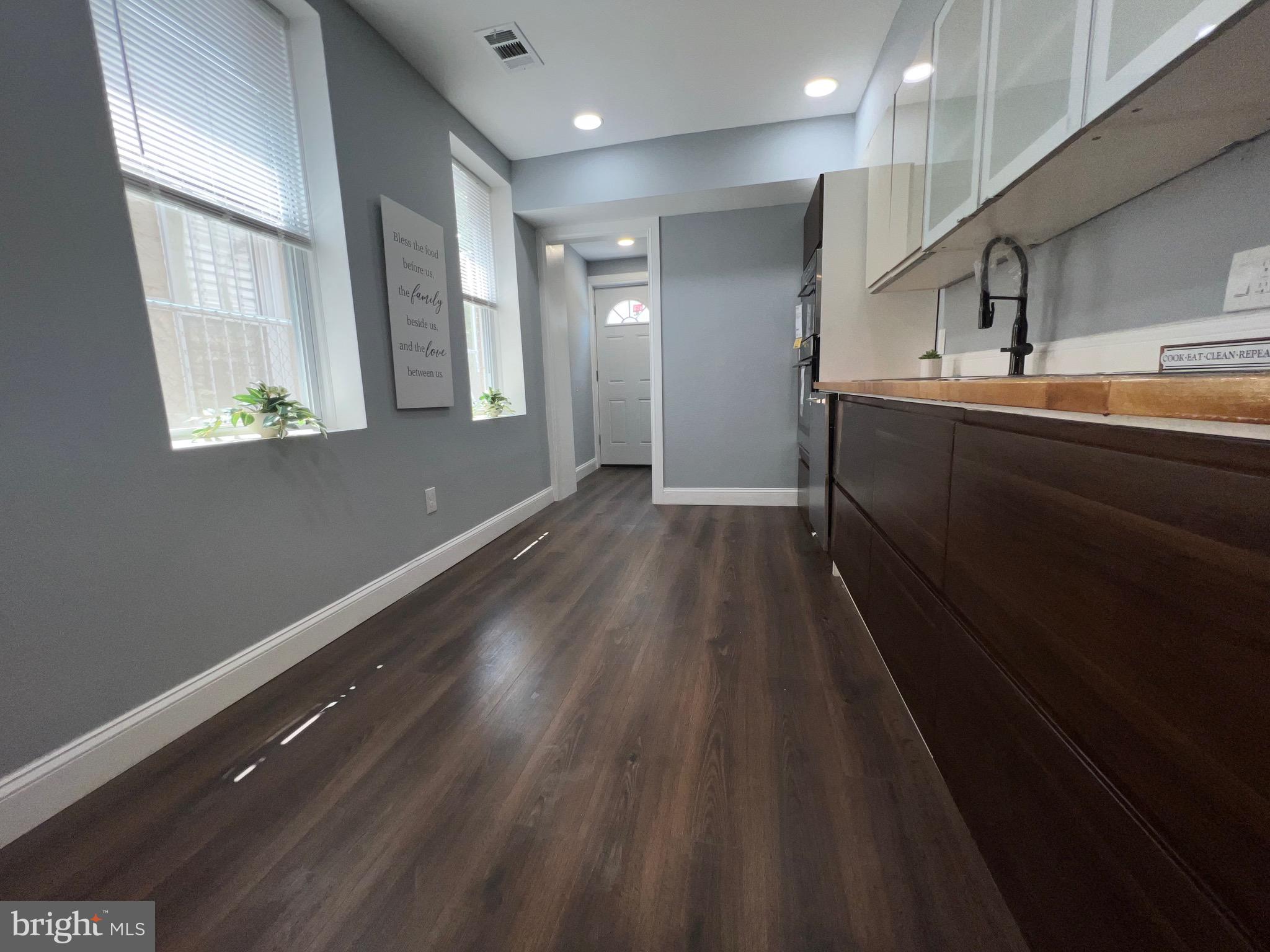 OLIVER - Residential Lease