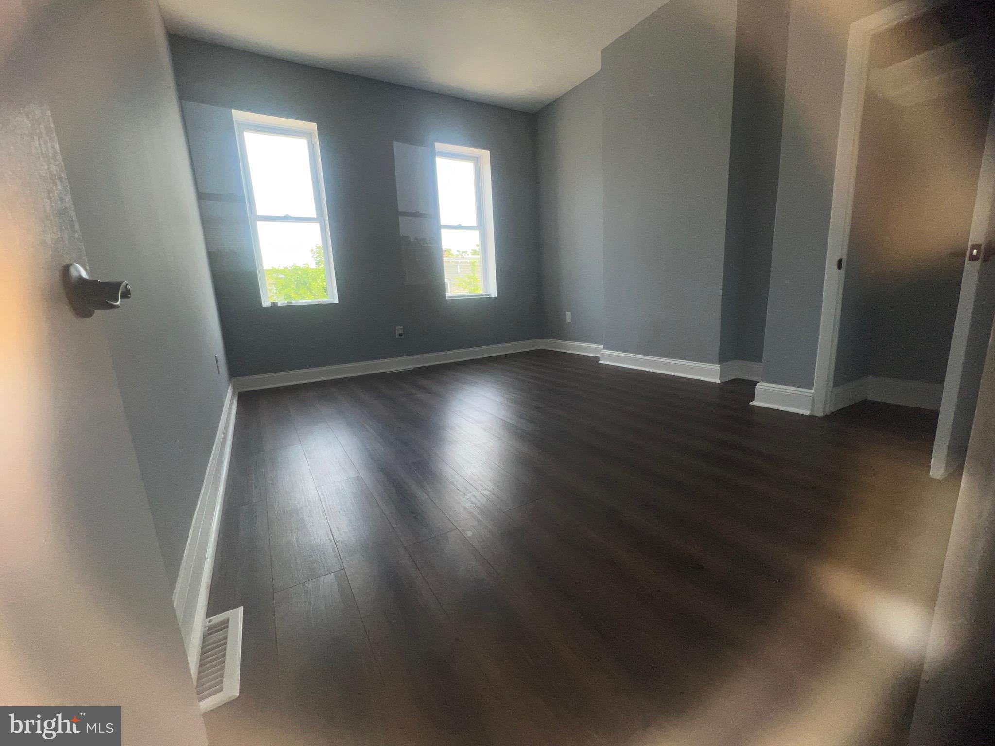 OLIVER - Residential Lease