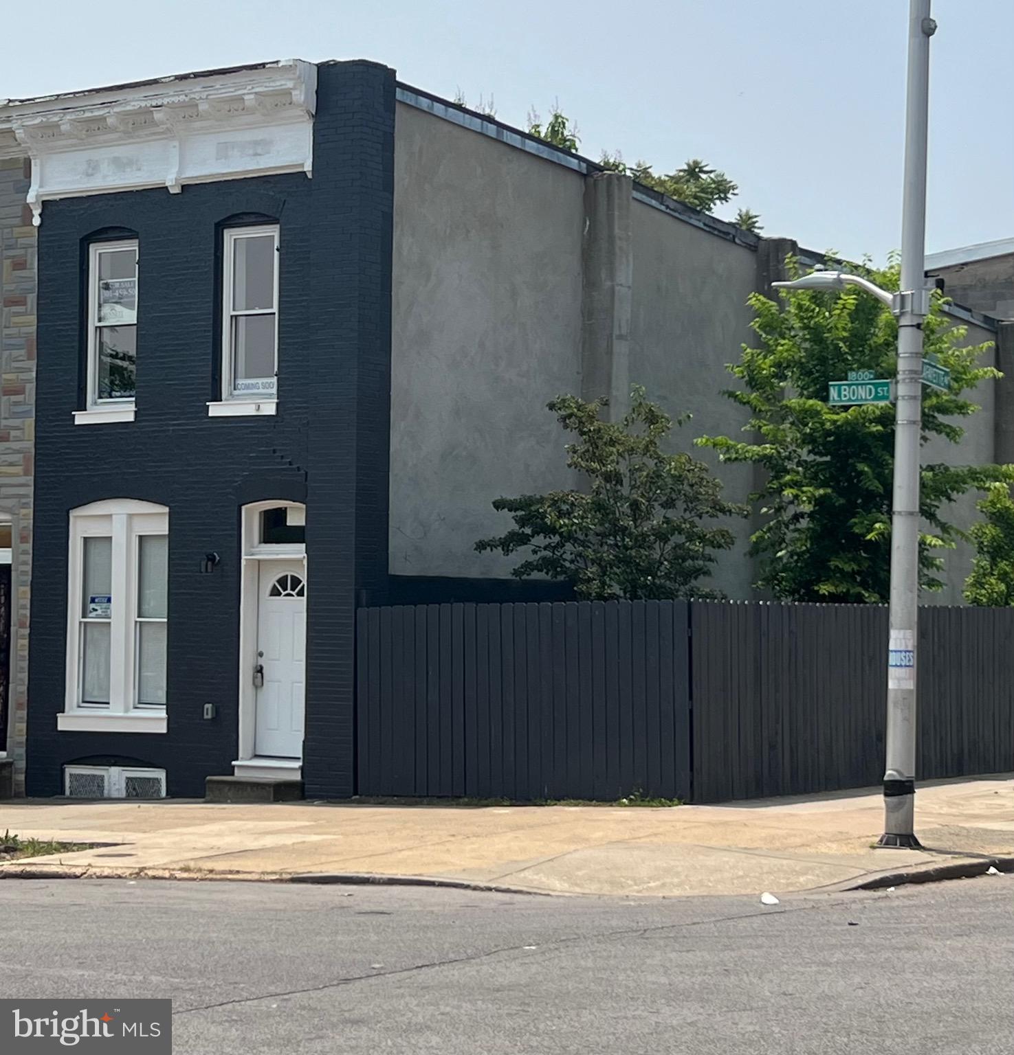 OLIVER - Residential Lease