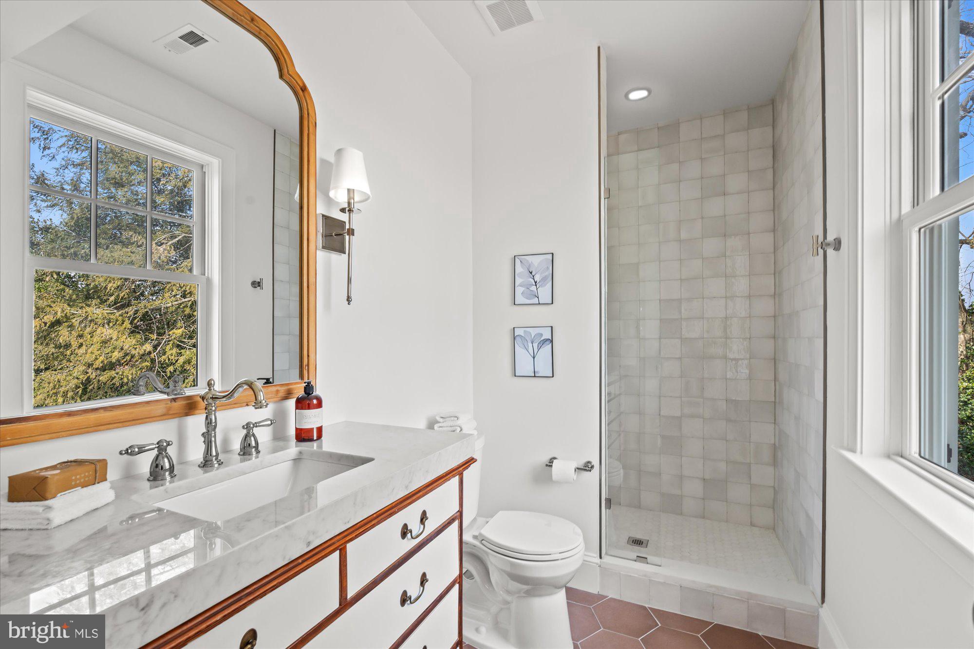 ARLINGTON - Residential