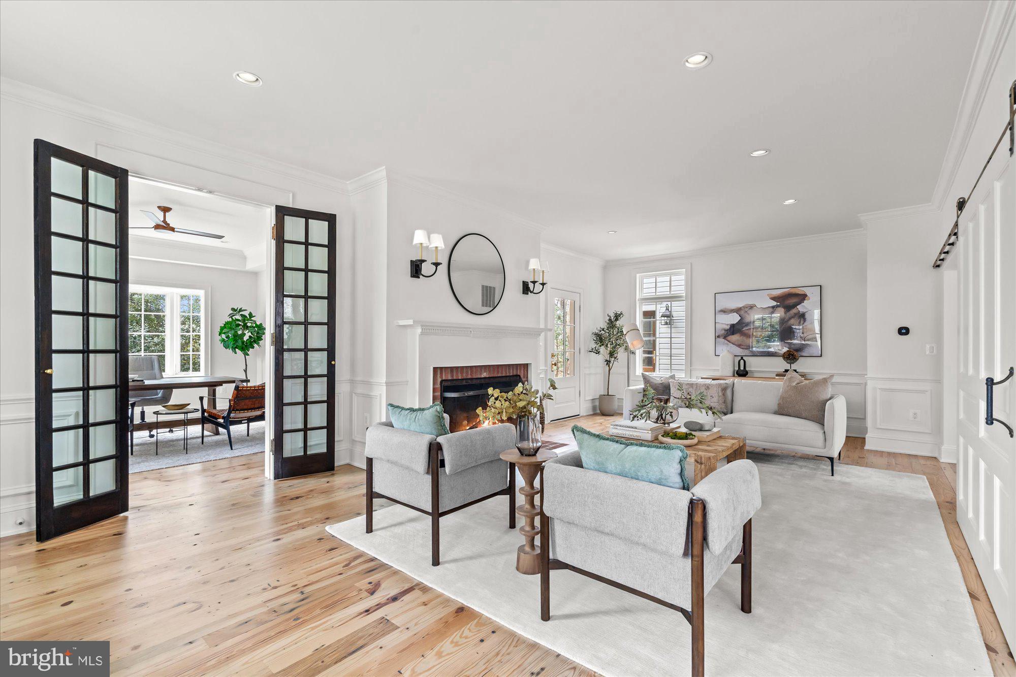 ARLINGTON - Residential