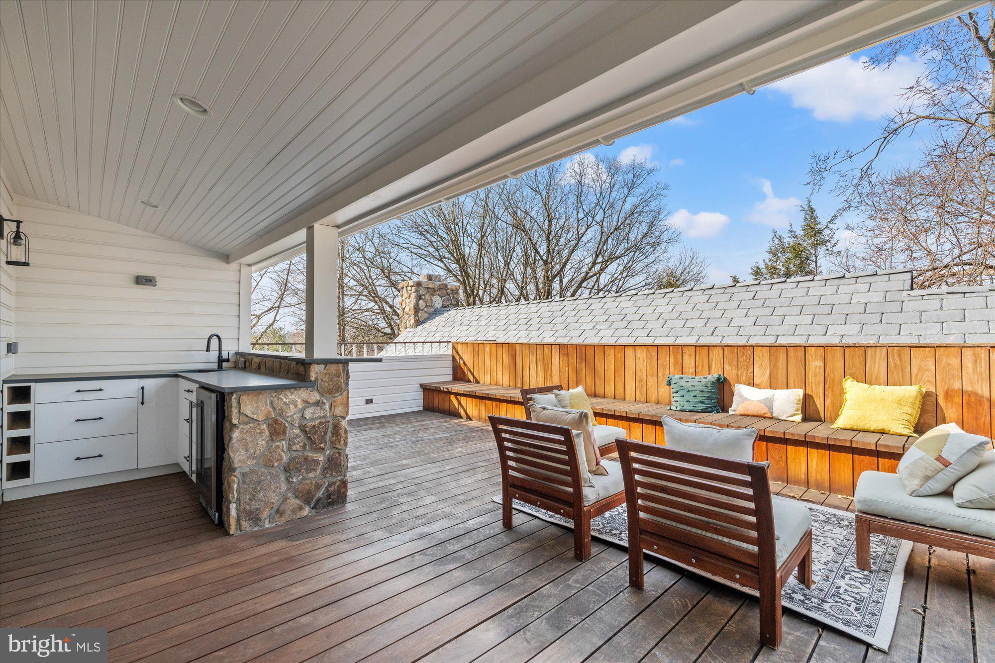 ARLINGTON - Residential