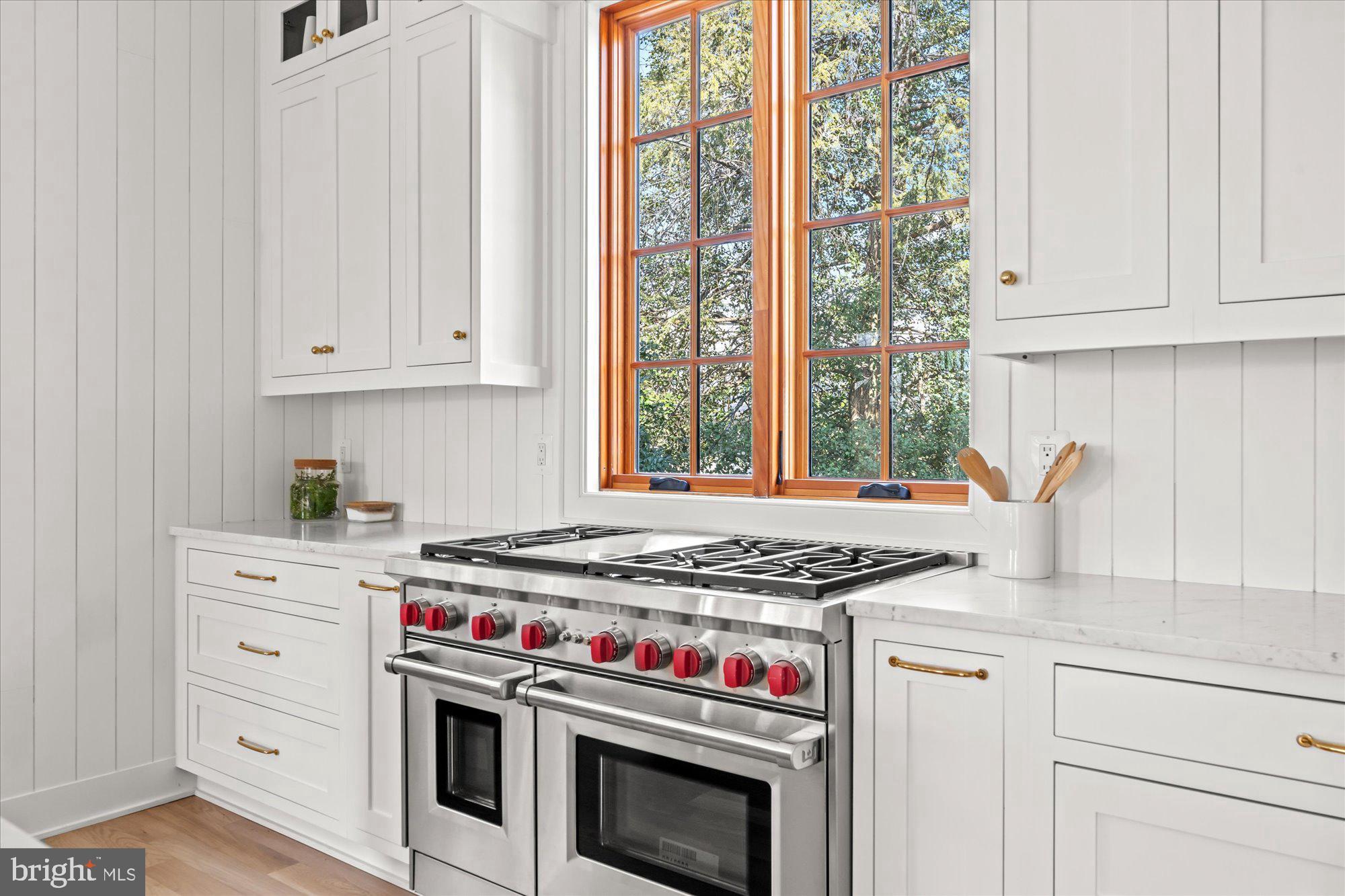 ARLINGTON - Residential