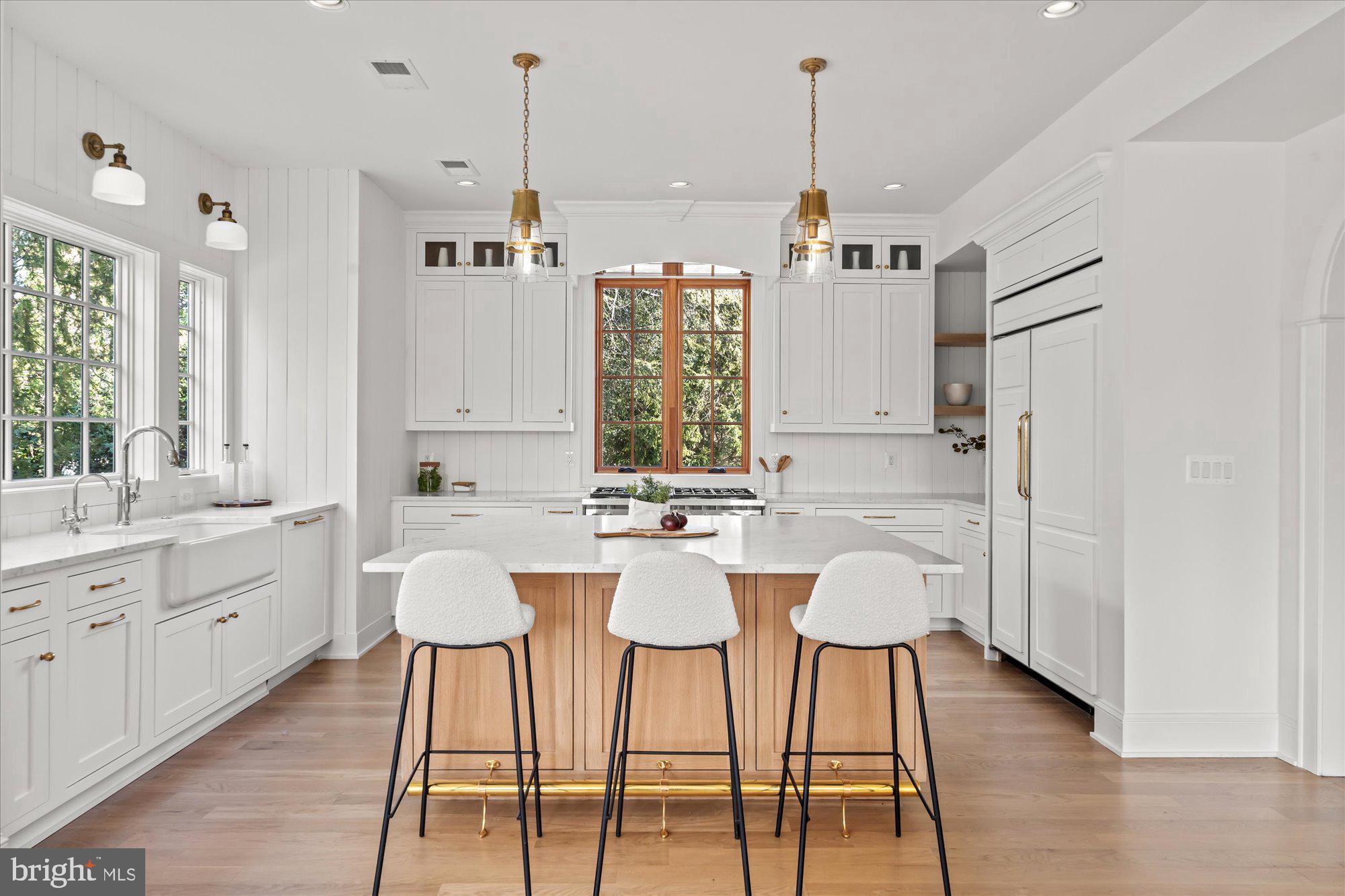 ARLINGTON - Residential