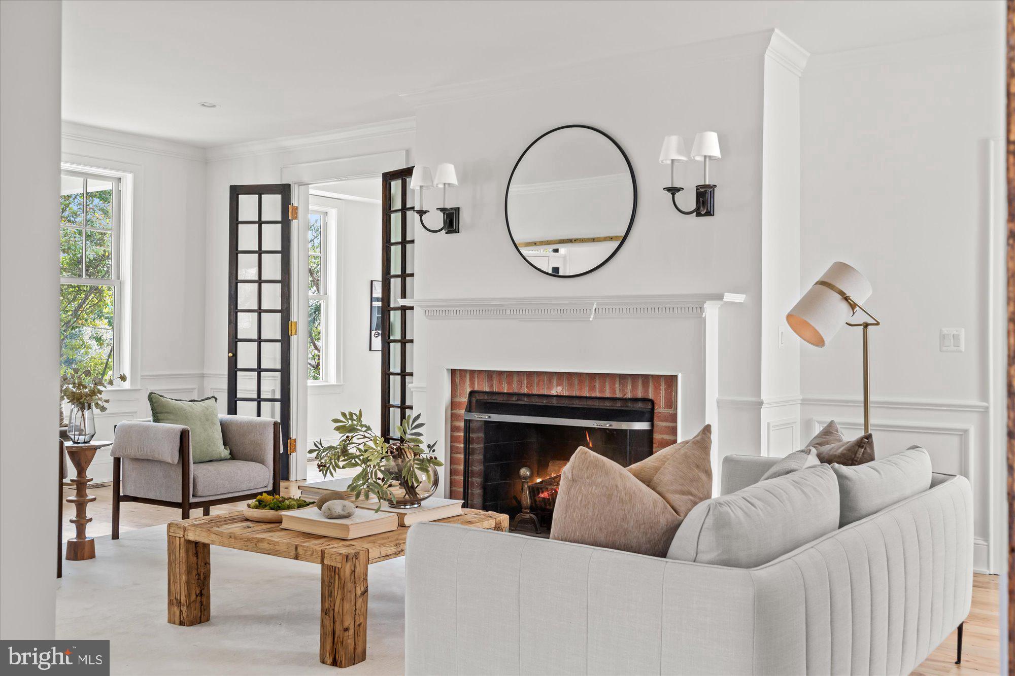 ARLINGTON - Residential