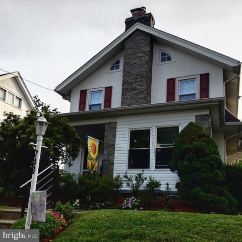 Homes For Sale - 748 Edmonds Ave<br/> DREXEL HILL, PA 19026