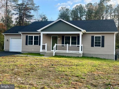 184 POPLAR LANE COLONIAL BEACH VA 22443