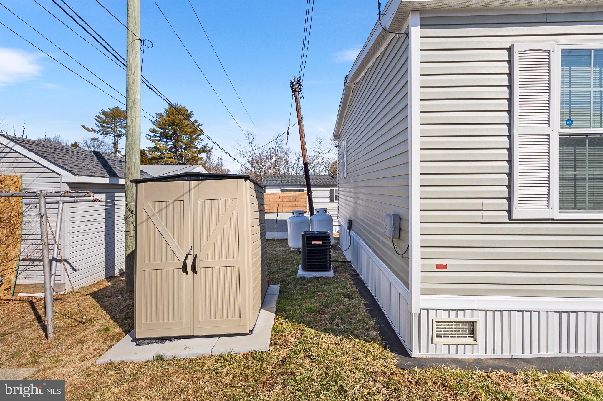 MURRAY MANOR - Residential