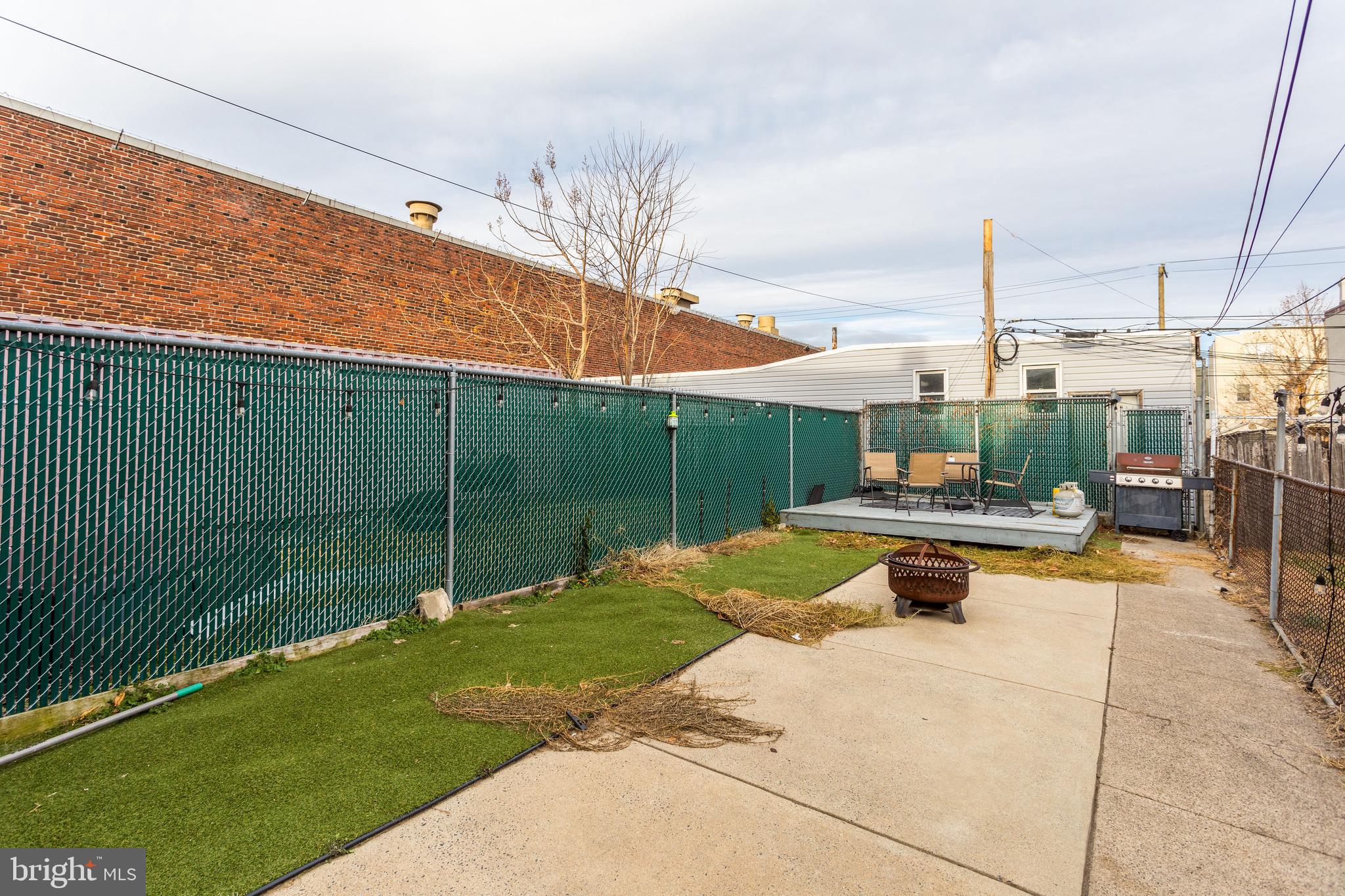 PORT RICHMOND - Residential