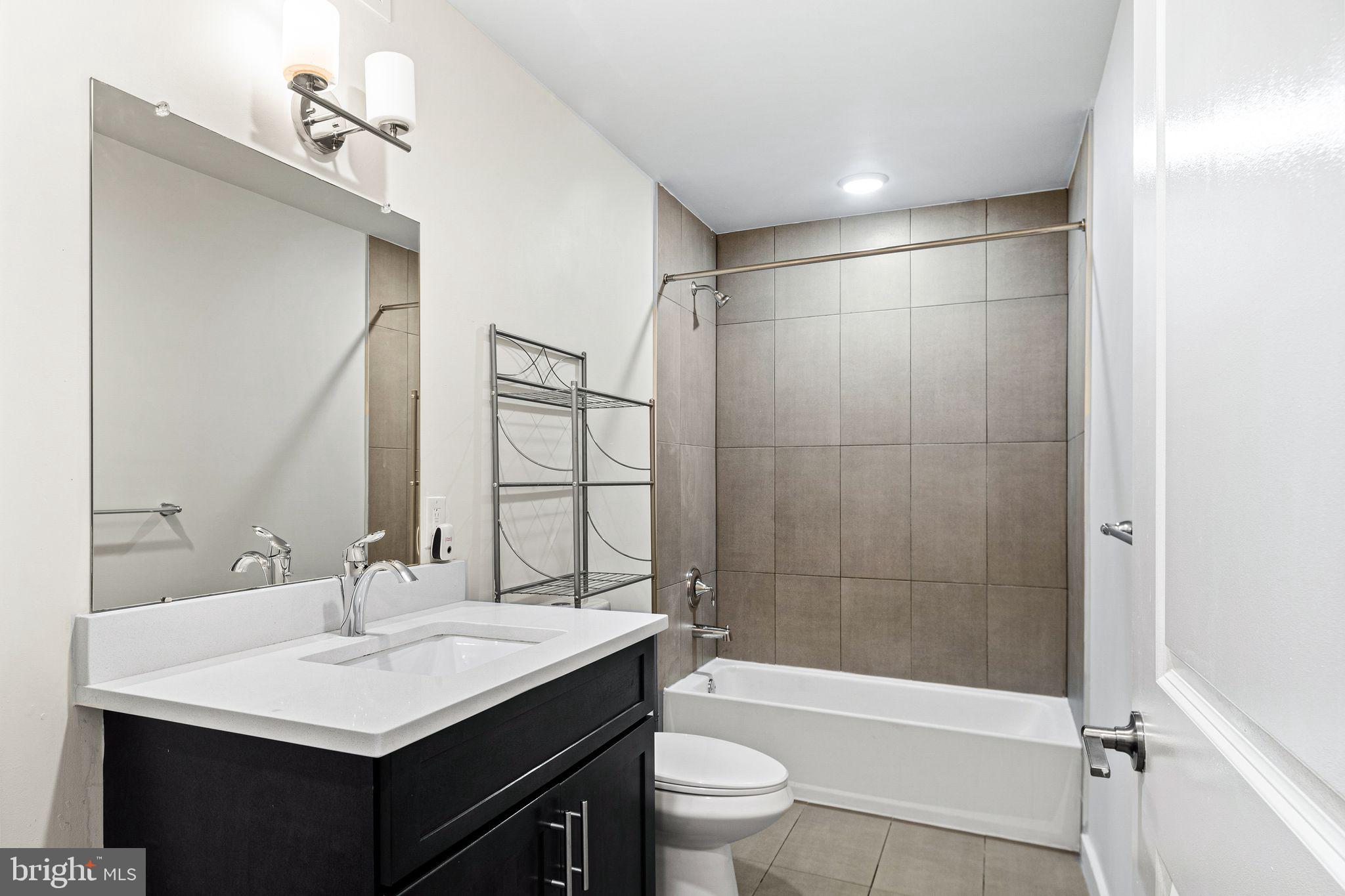 NORRIS SQUARE - Residential