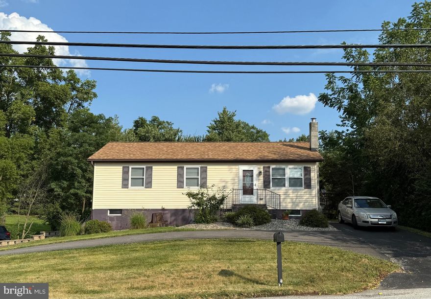 CUTE RANCH HOME waiting for YOU! Features 3 bedrooms, 2 baths, a spacious kitchen and living room all on the first floor. Venture down to the partially finished basement and you will find a large family room, exercise room, laundry and another full bath. Outside you can relax on the deck overlooking the backyard. There is also a two car garage for all your storage needs.