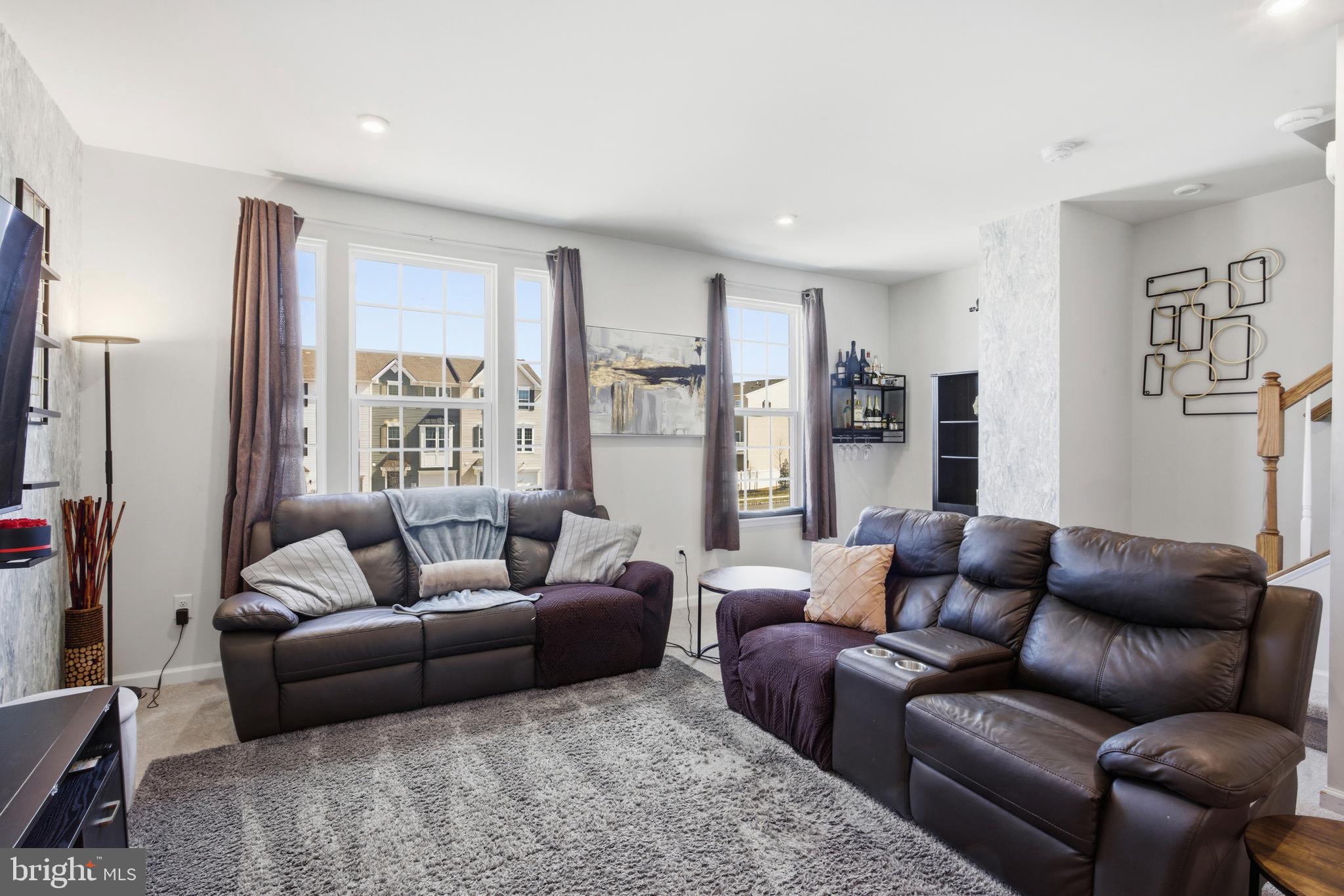 17 CONTINENTAL BOULEVARD