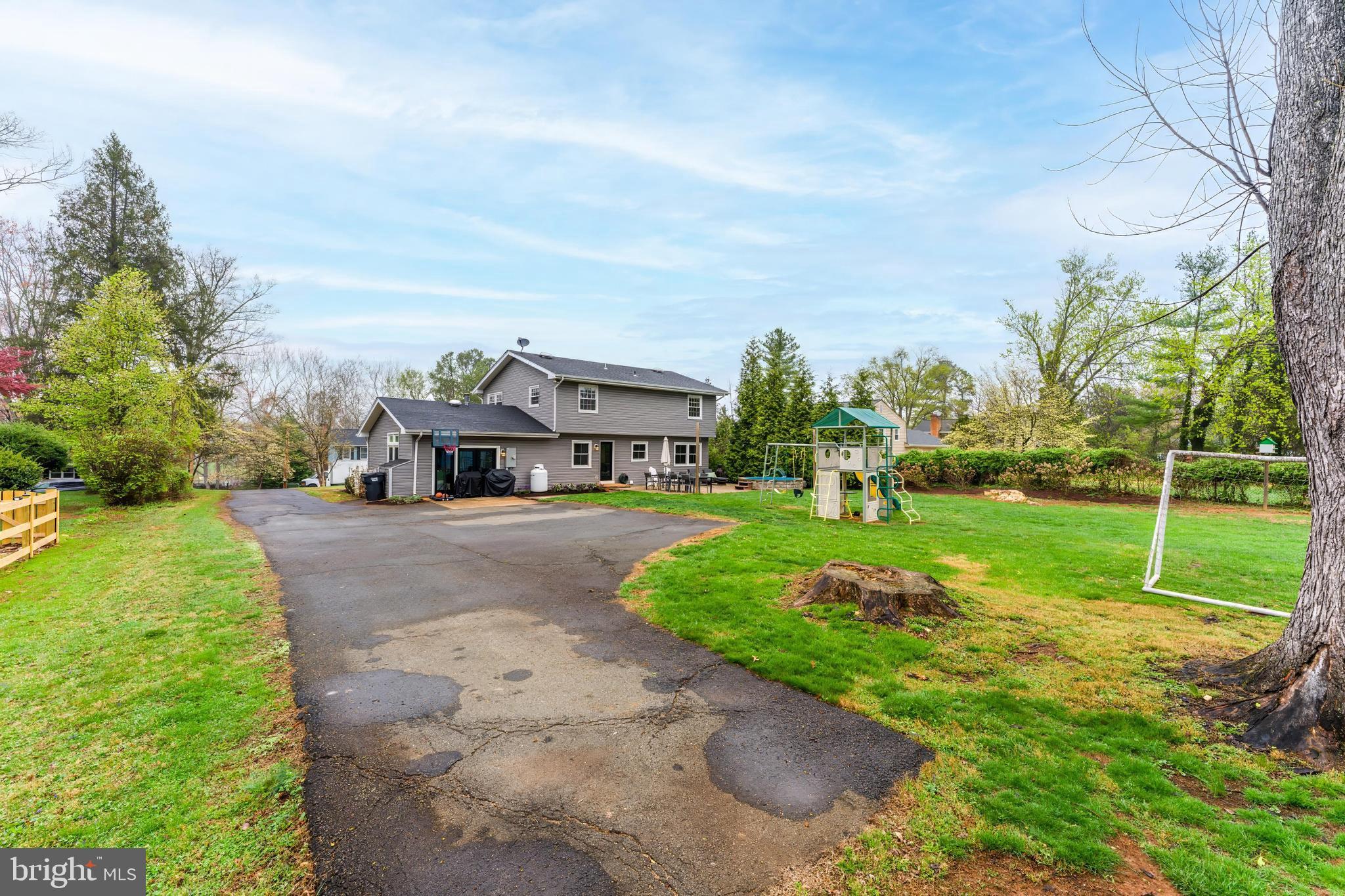 WARRENTON LAKES - Residential