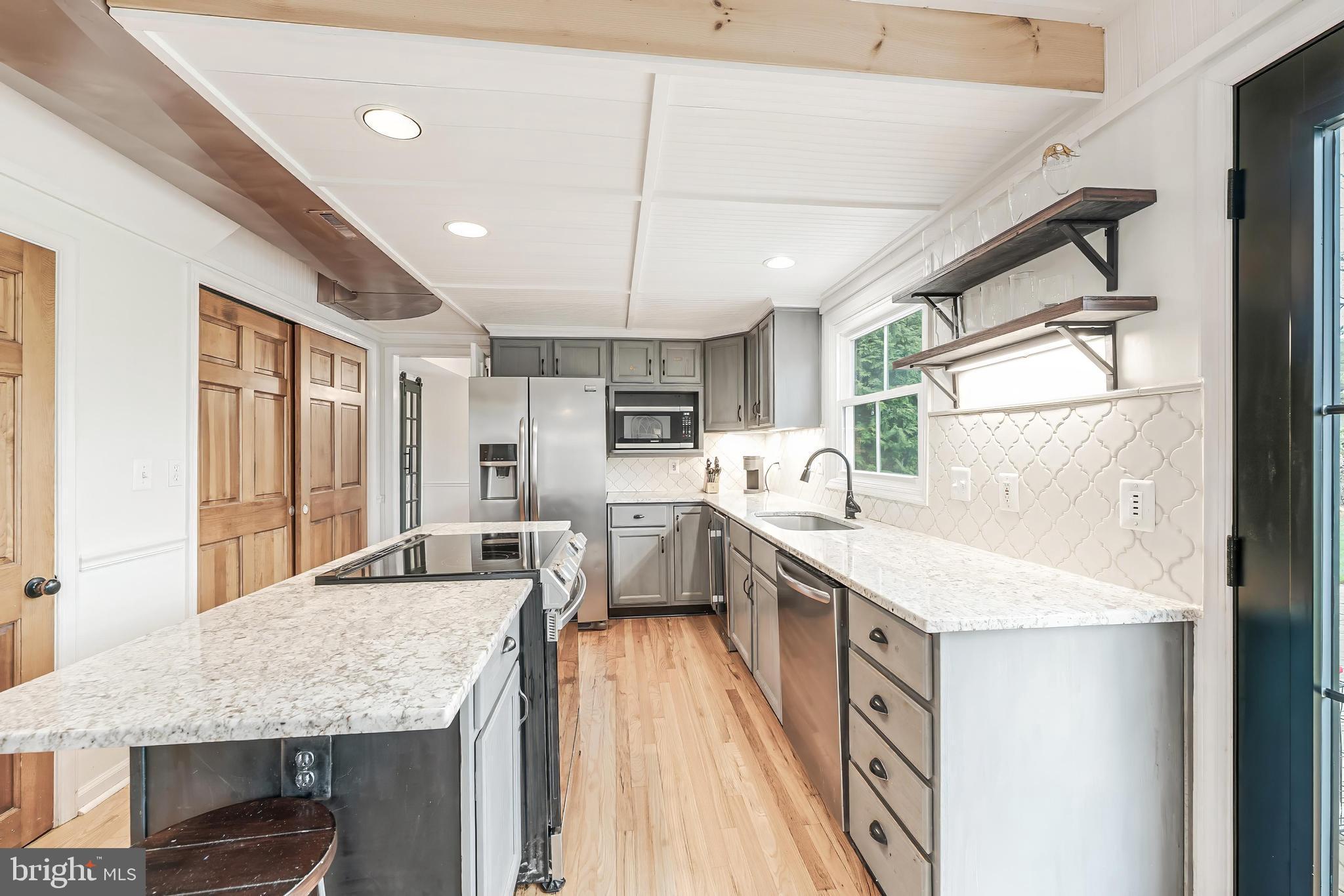 WARRENTON LAKES - Residential