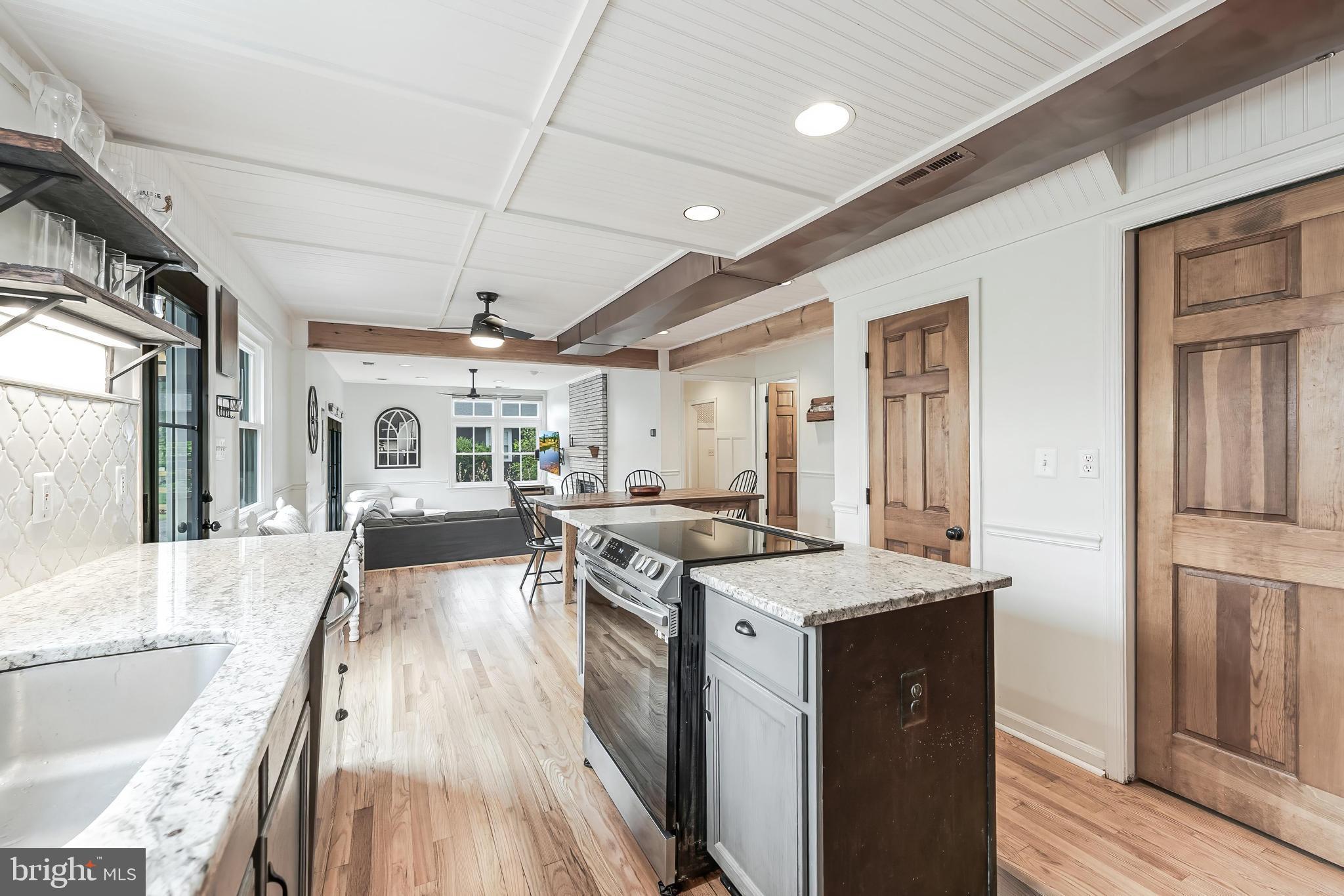 WARRENTON LAKES - Residential