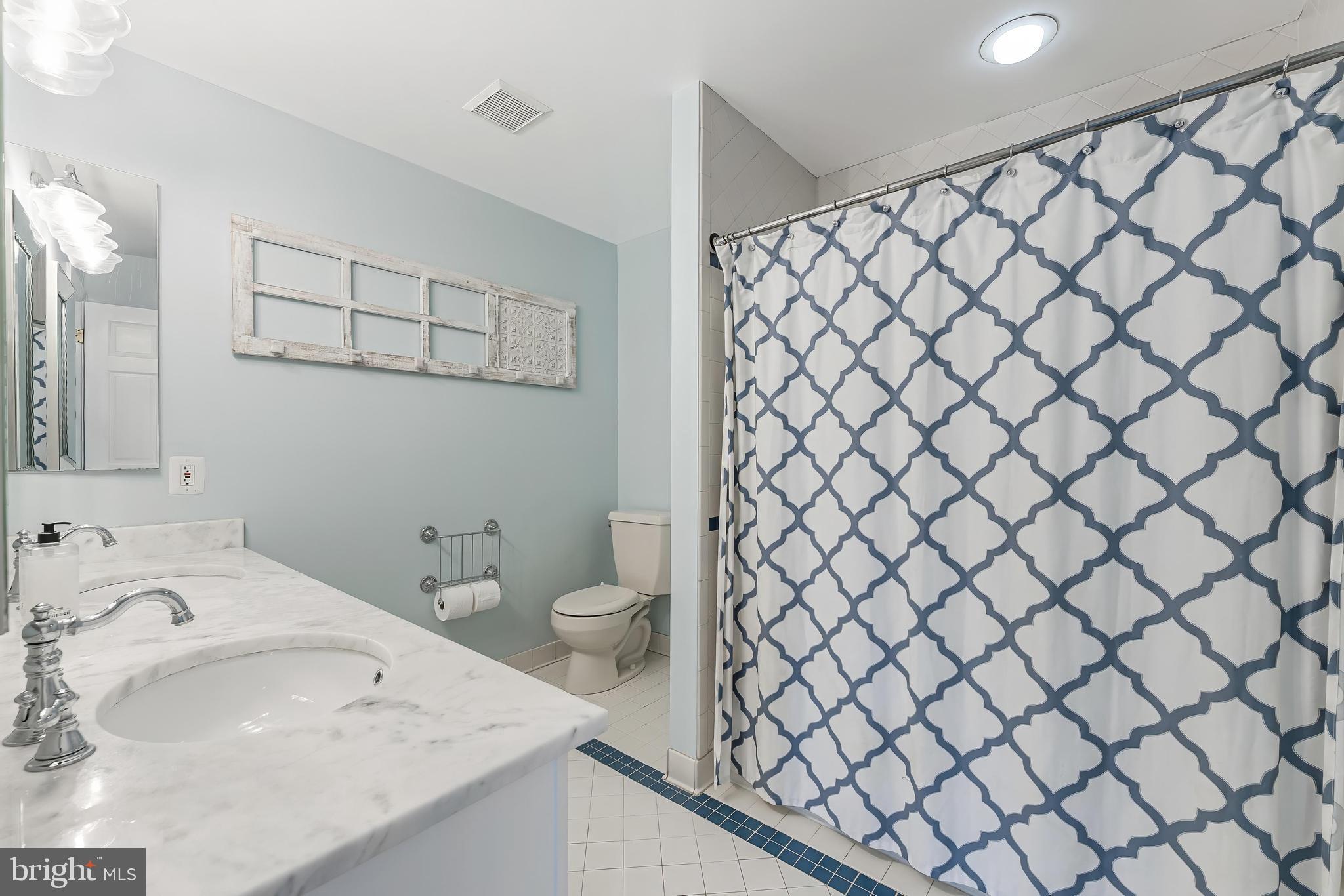 WARRENTON LAKES - Residential