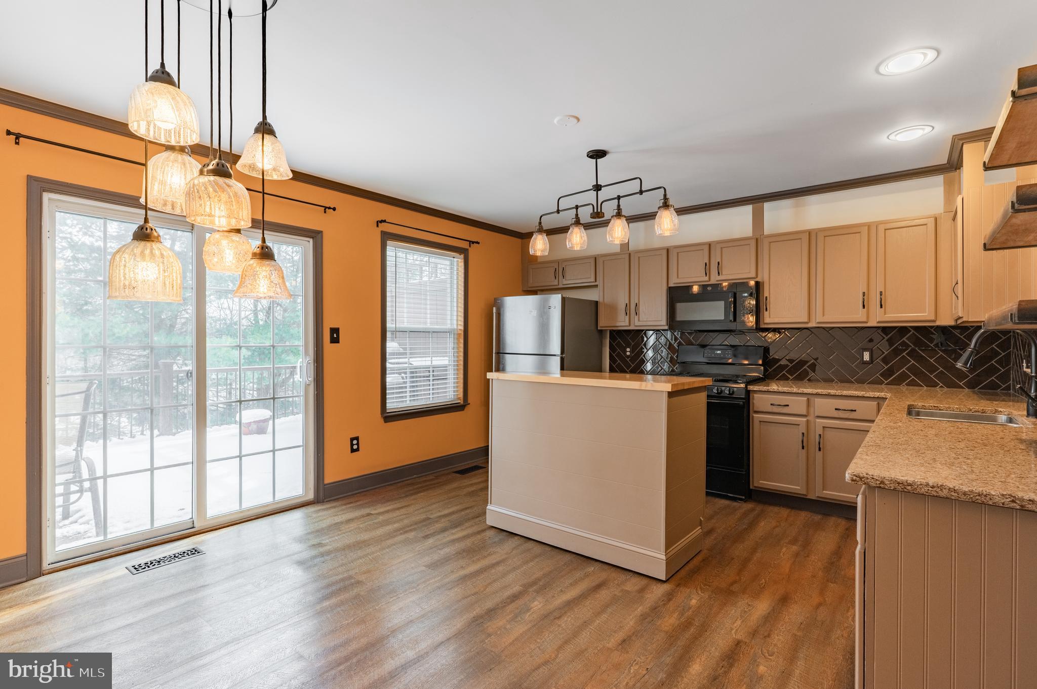 HUNT CLUB - Residential