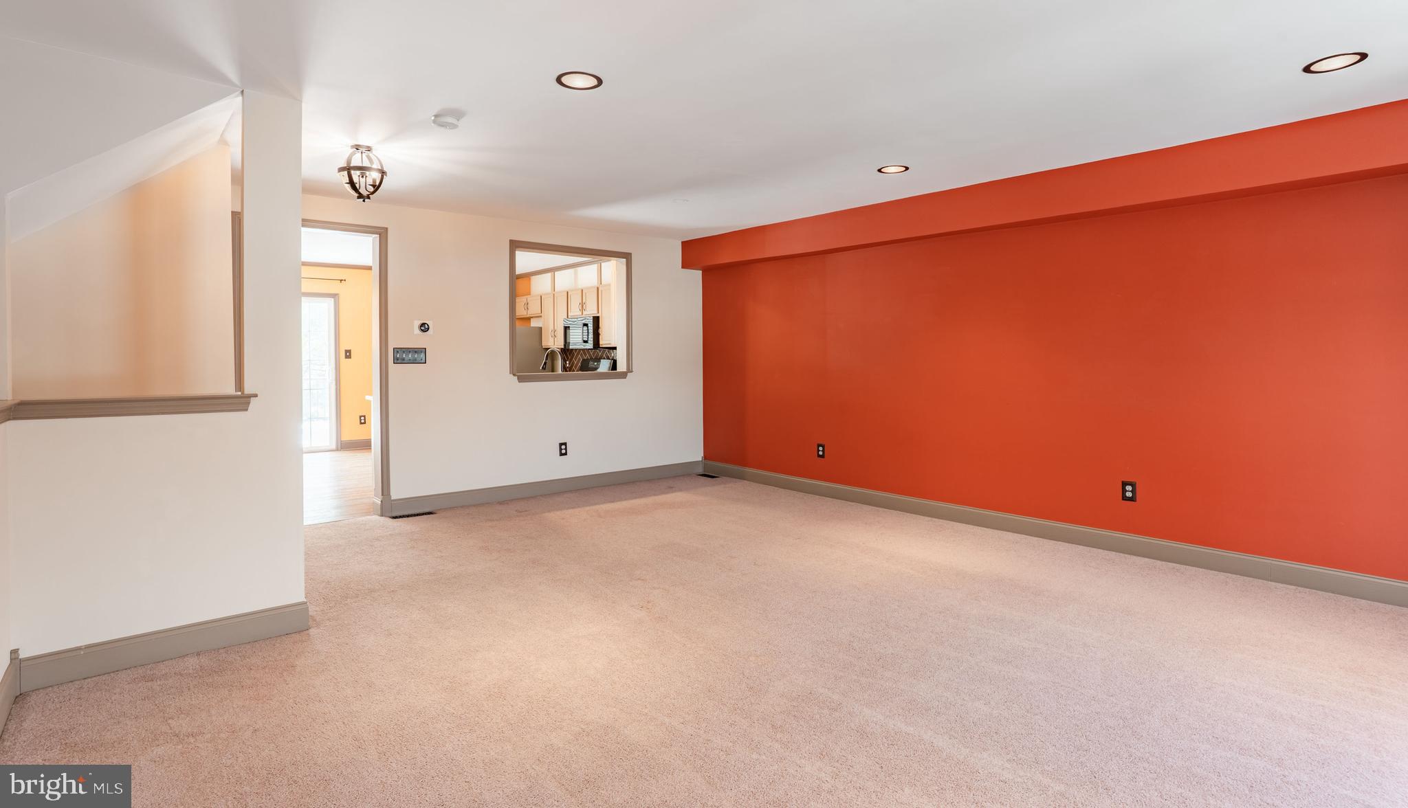 HUNT CLUB - Residential