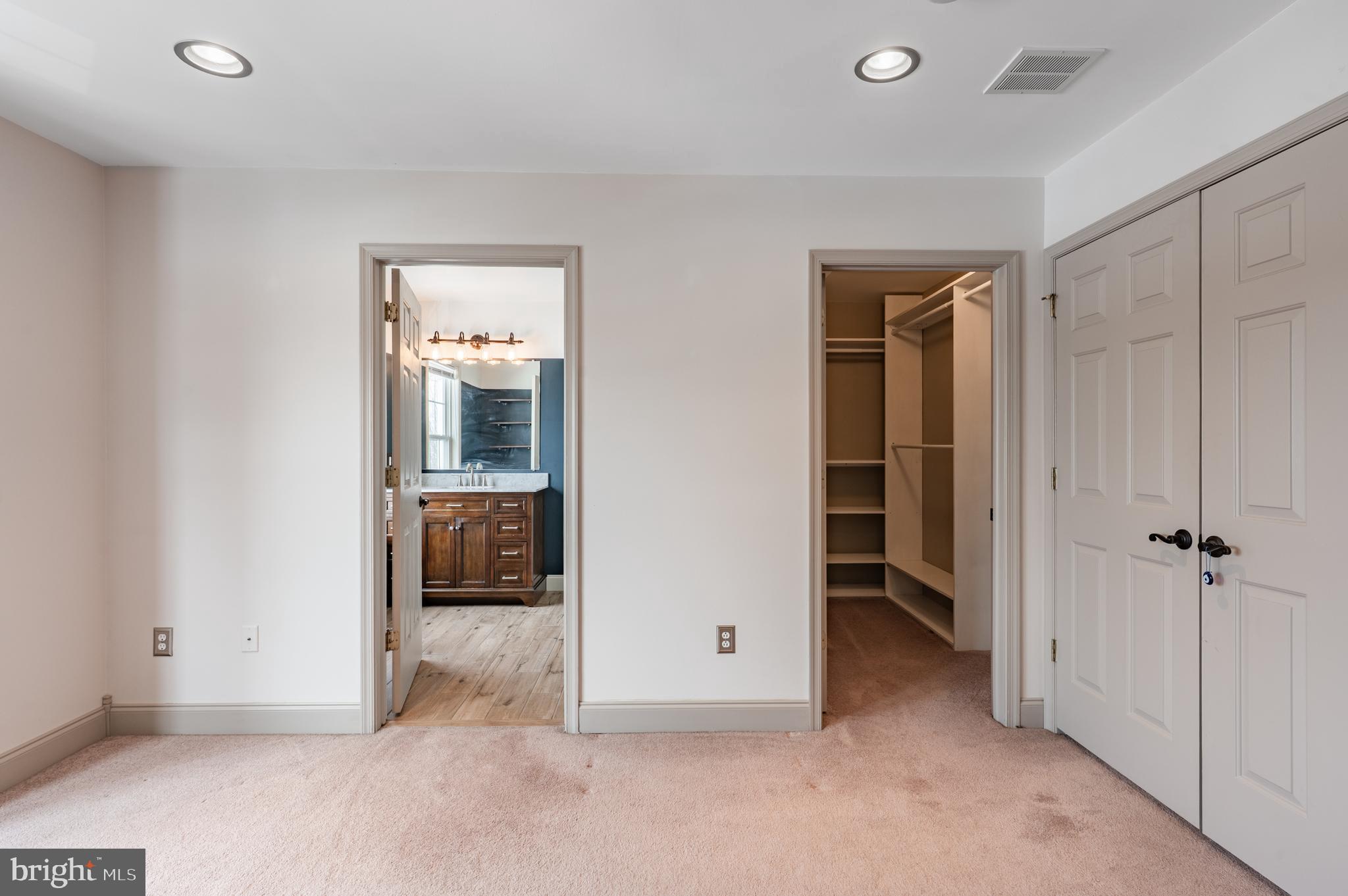 HUNT CLUB - Residential