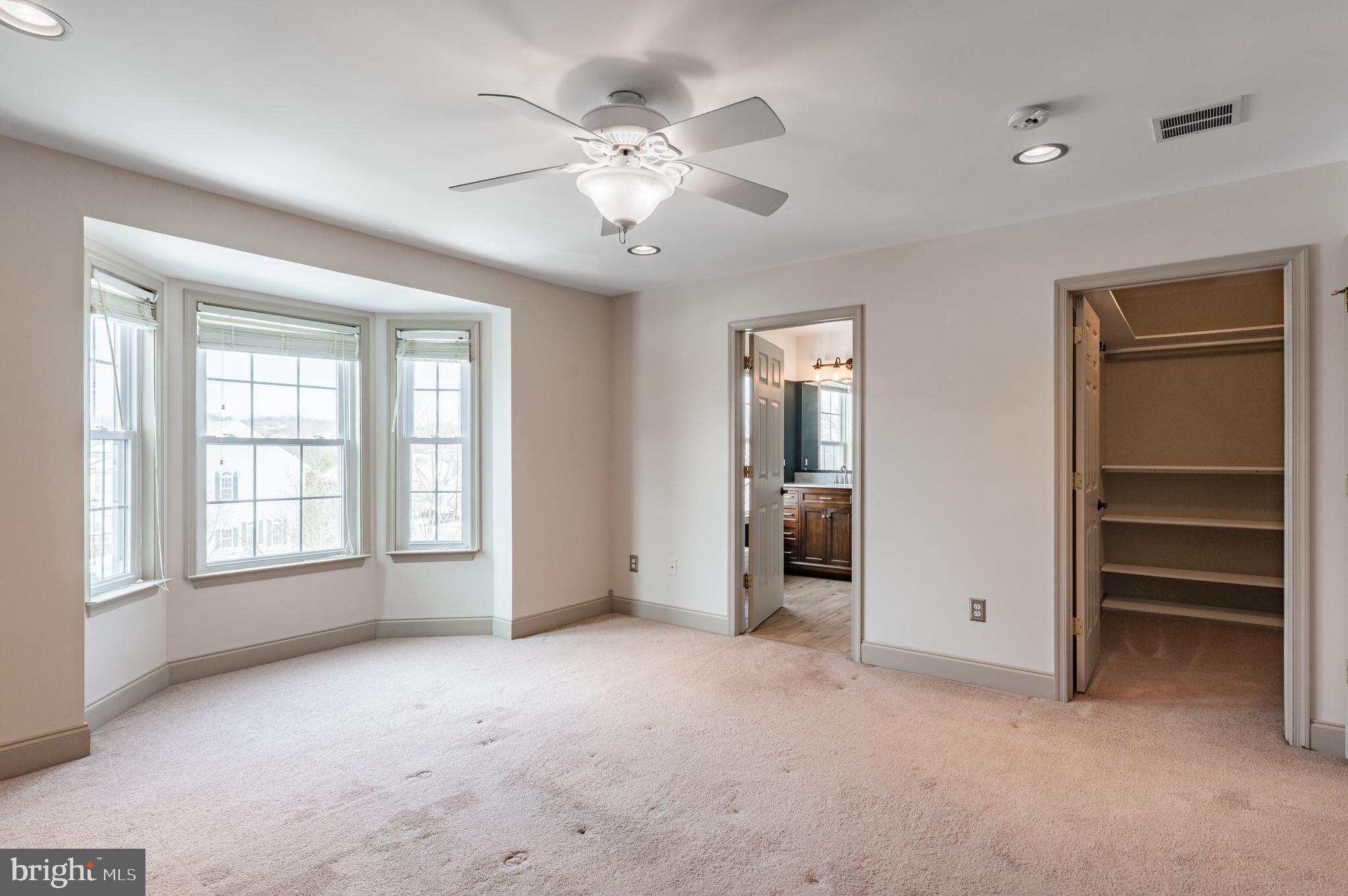 HUNT CLUB - Residential