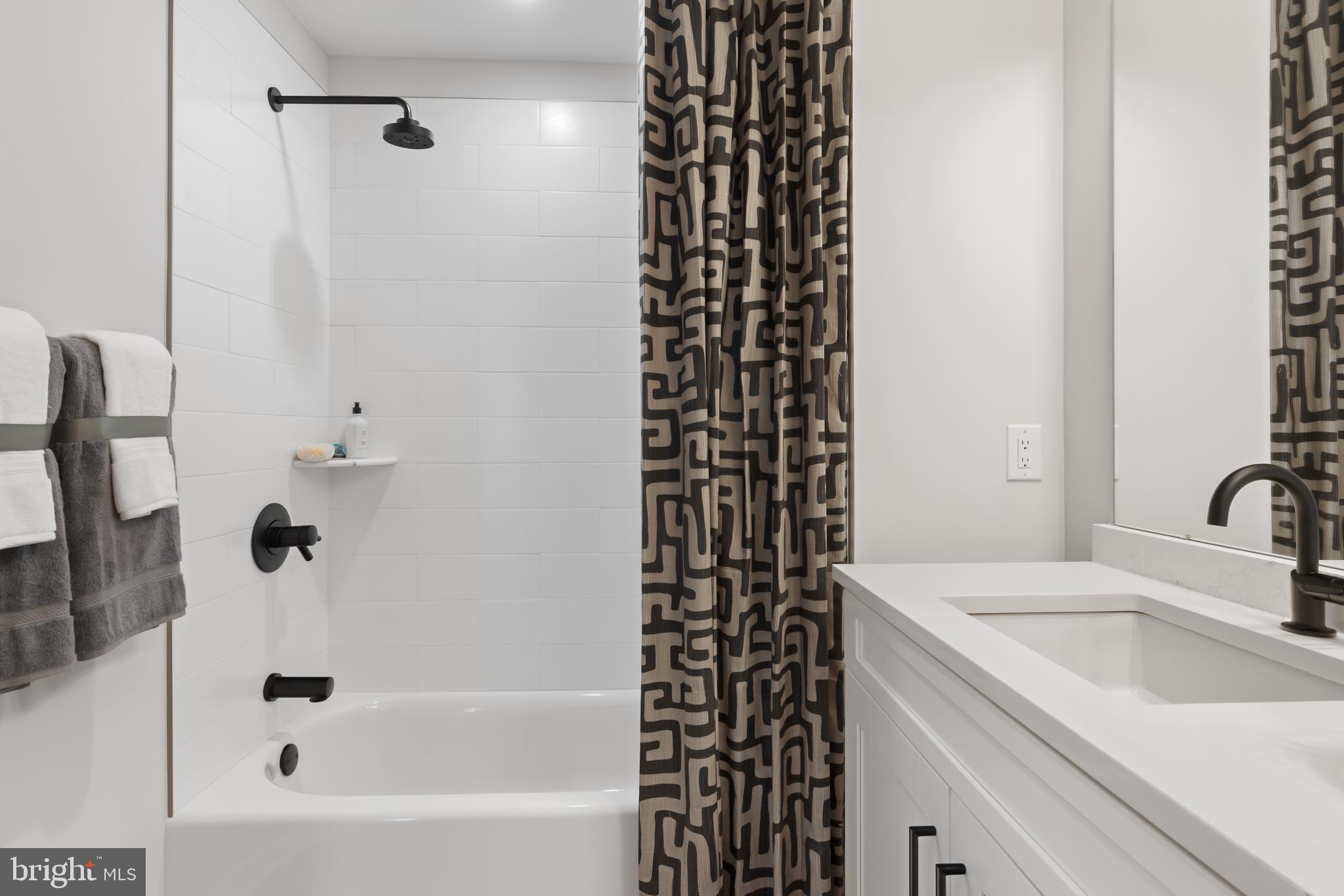 NORTHBANK - Residential