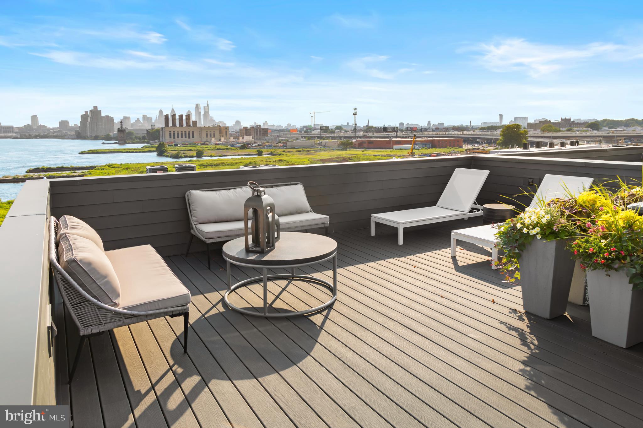 NORTHBANK - Residential