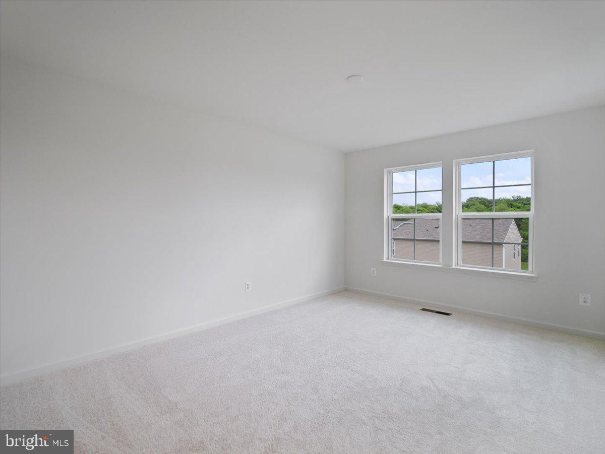 OVERLOOK AT RIVERSIDE TOWNHOMES - Residential Lease