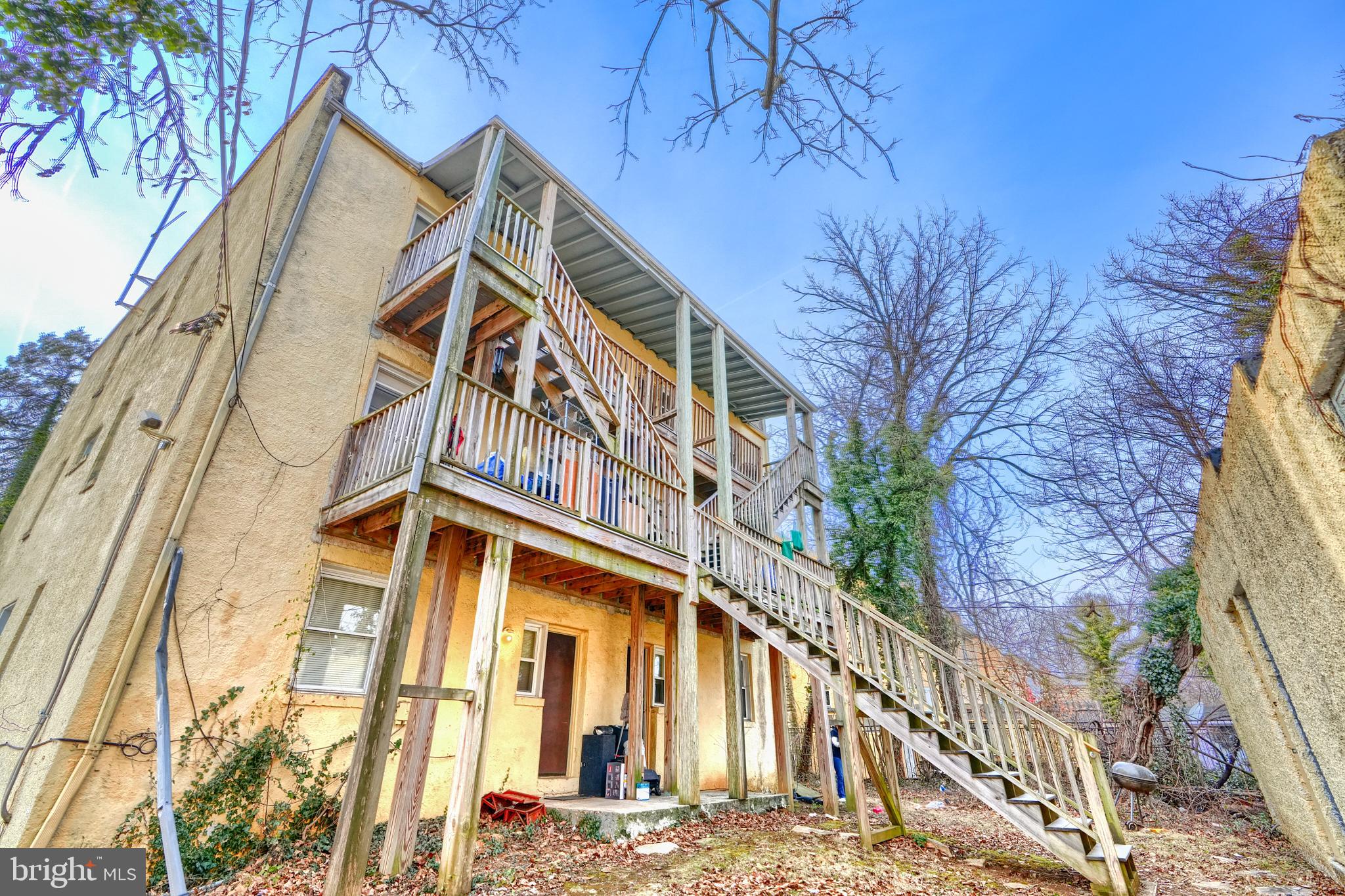 GLEN OAKS - Residential Income