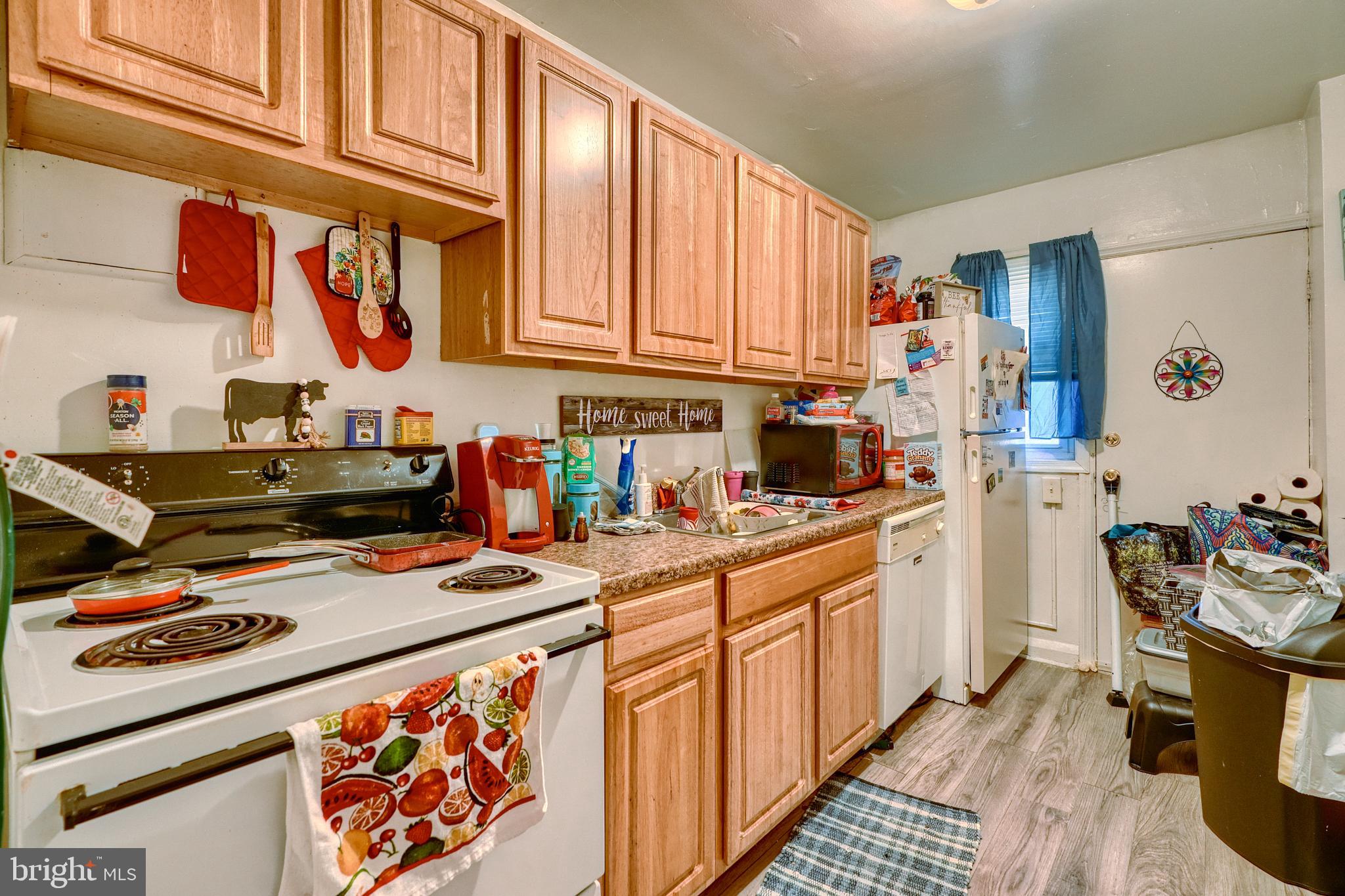 GLEN OAKS - Residential Income