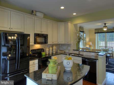 RICHFIELD STATION VILLAGE - Residential